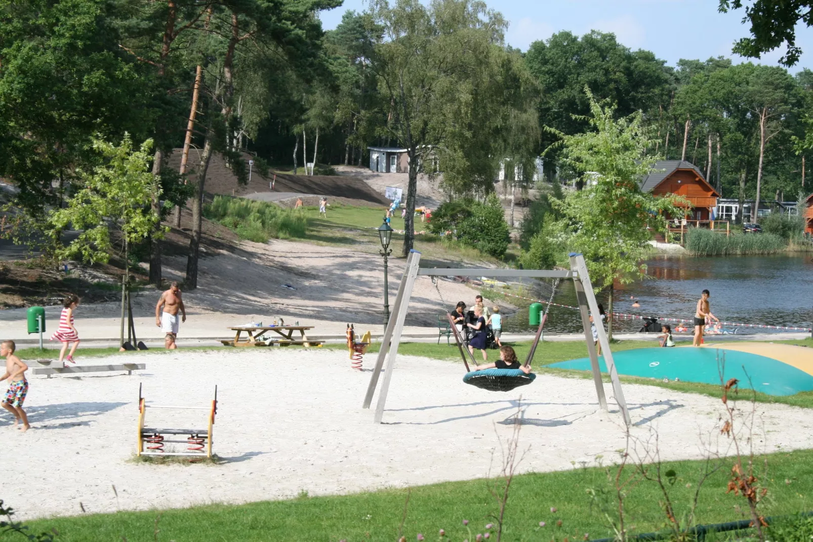 Resort Brunssummerheide 27-Park facilities
