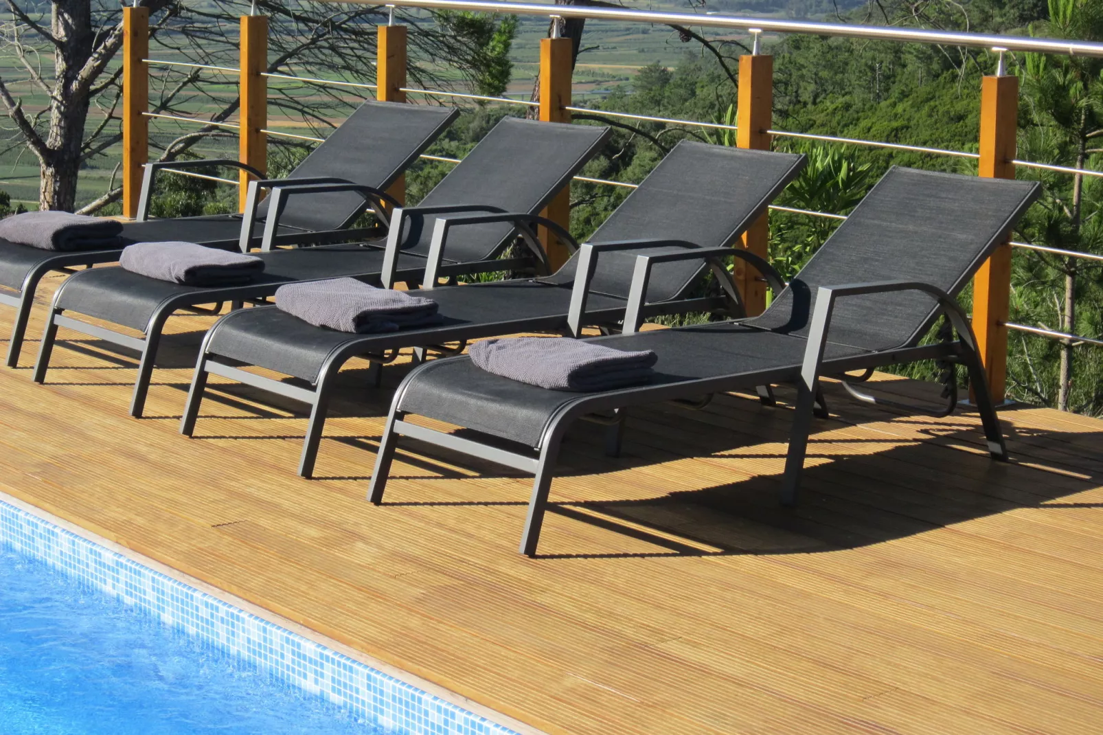 Casa Cela-Pool