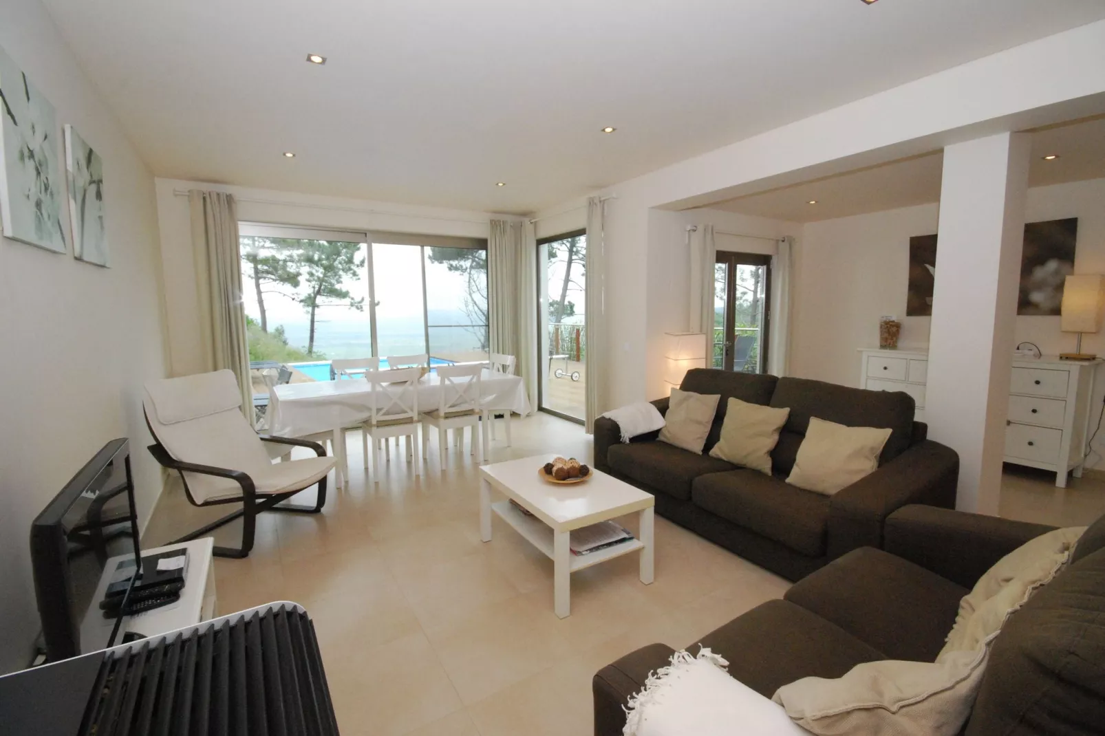 Casa Cela-Living room