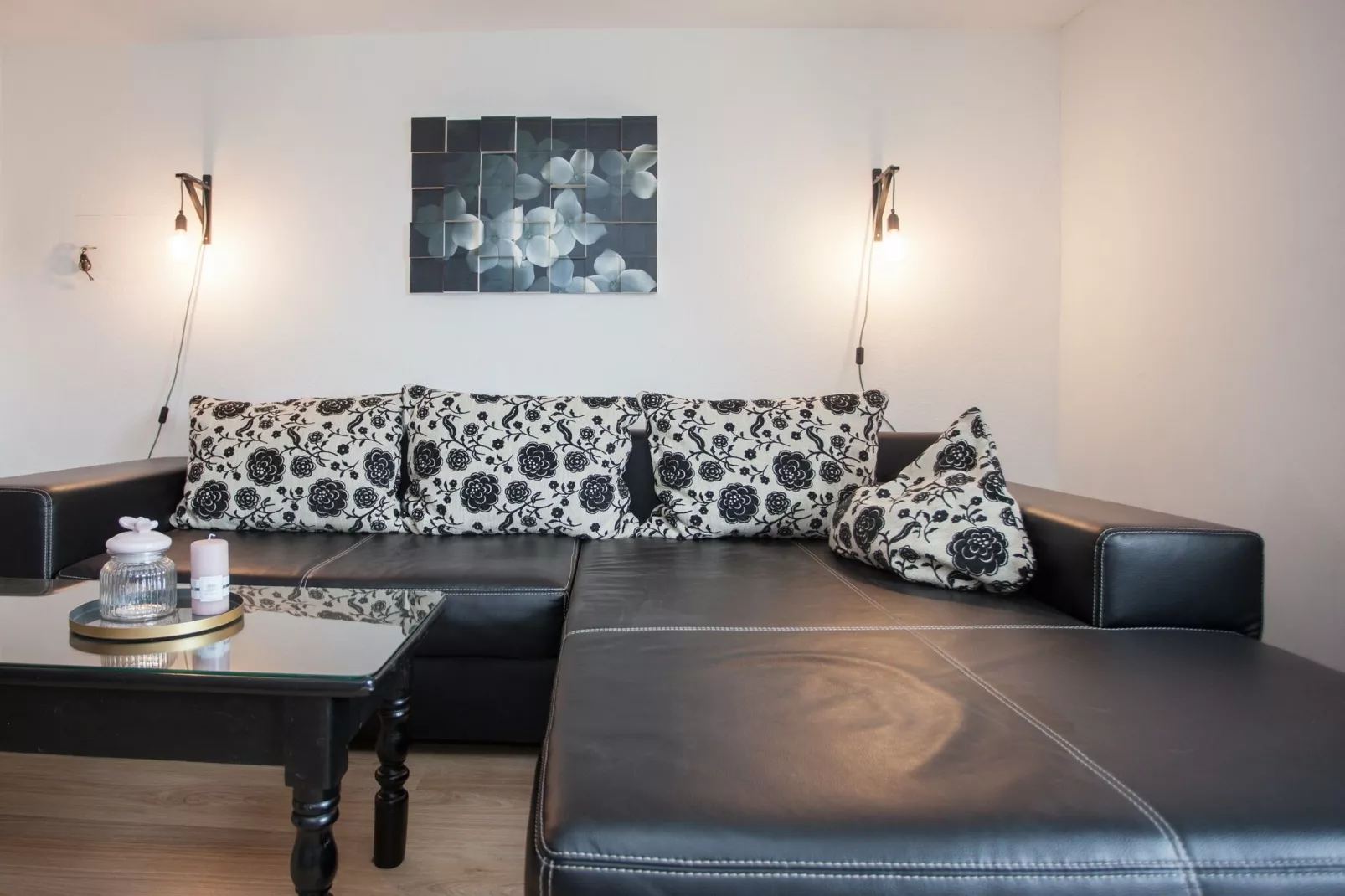 Gruppenunterkunft Neuastenberger Straße 4-Salon