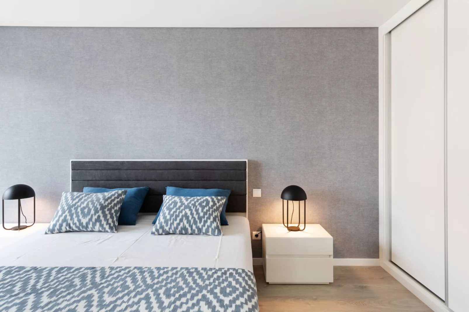 Apartment EM-Bedroom