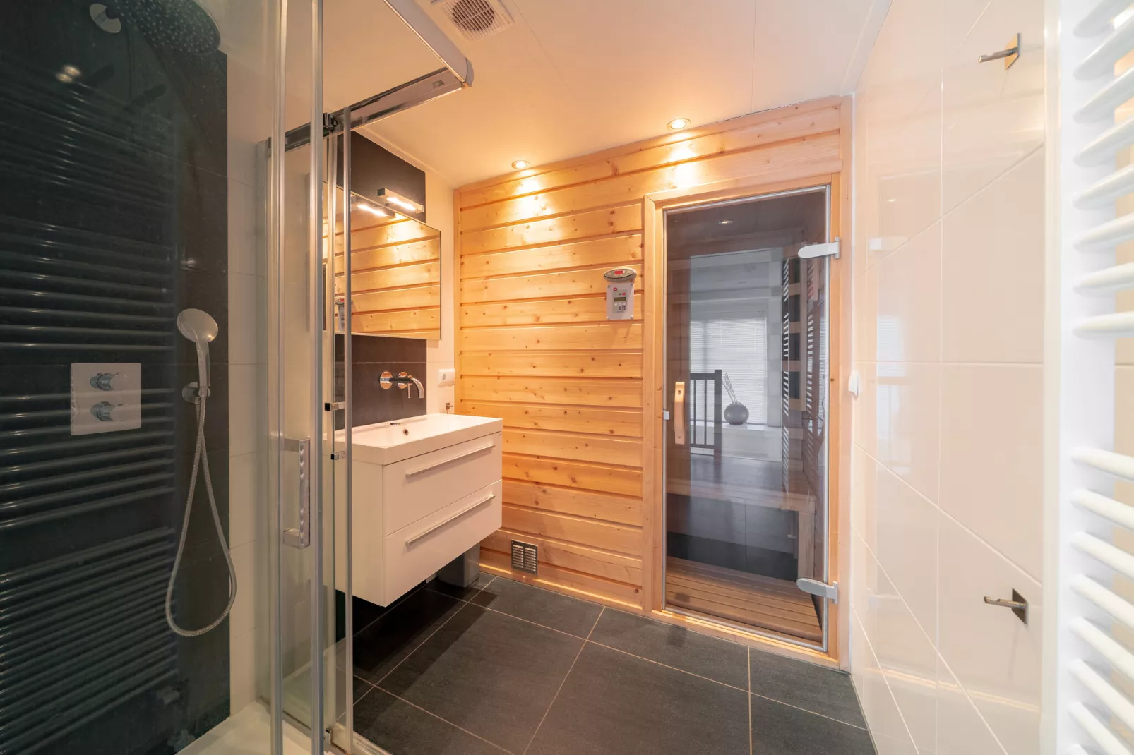 Resort Brunssummerheide 25-Bathroom