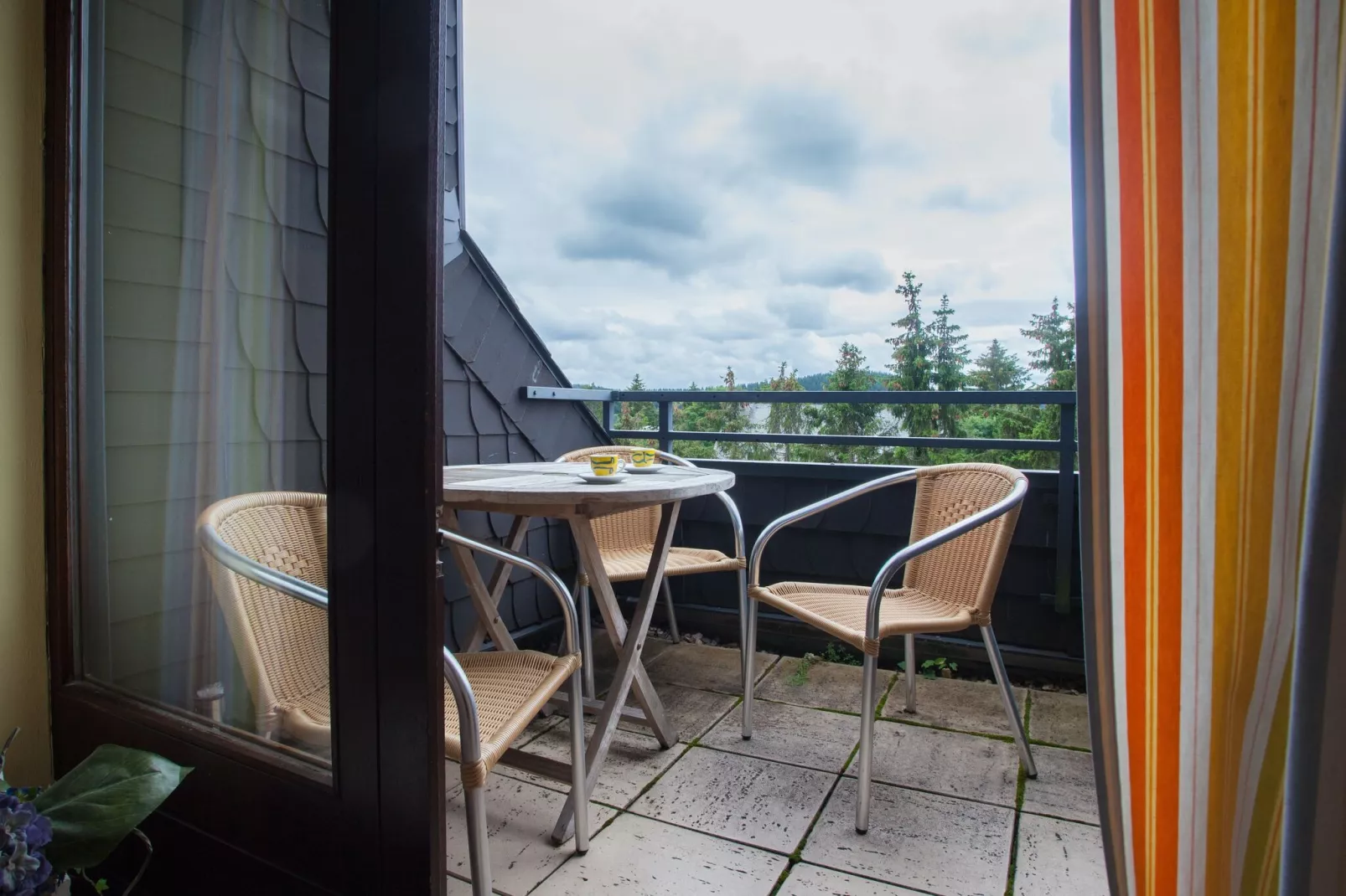 Am Waltenberg 59-G-Terrace balcony