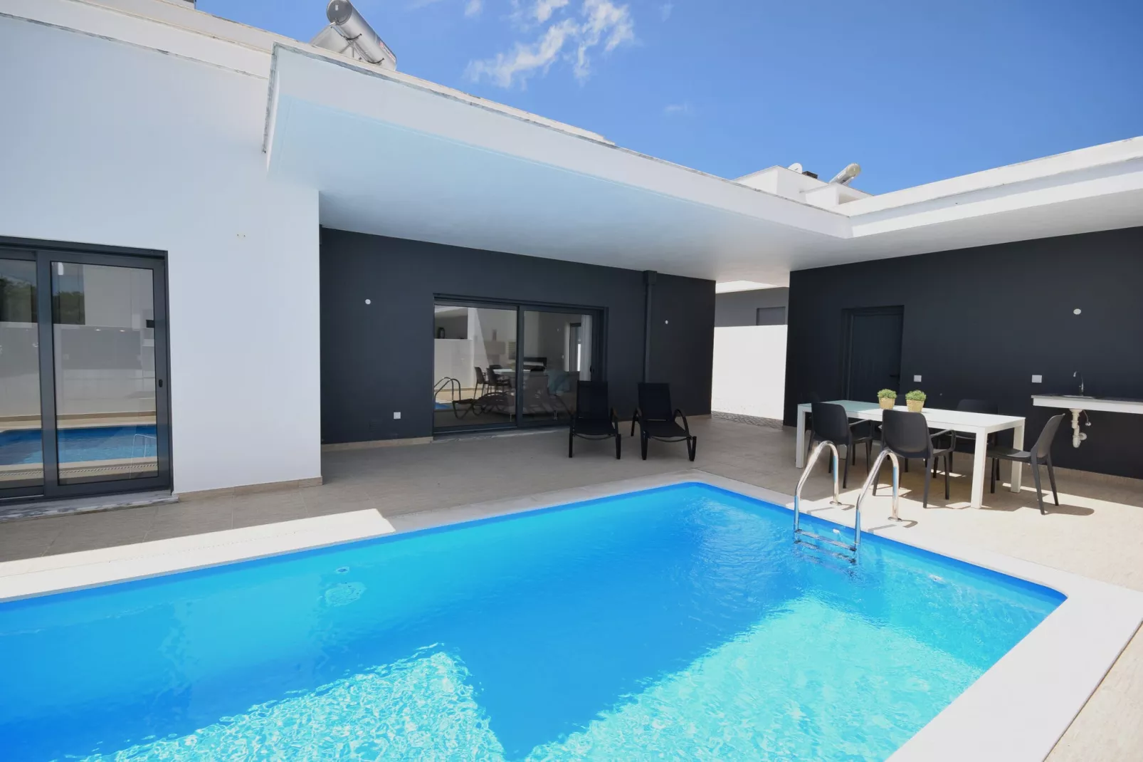 Vila da Lagoa-Exterior summer
