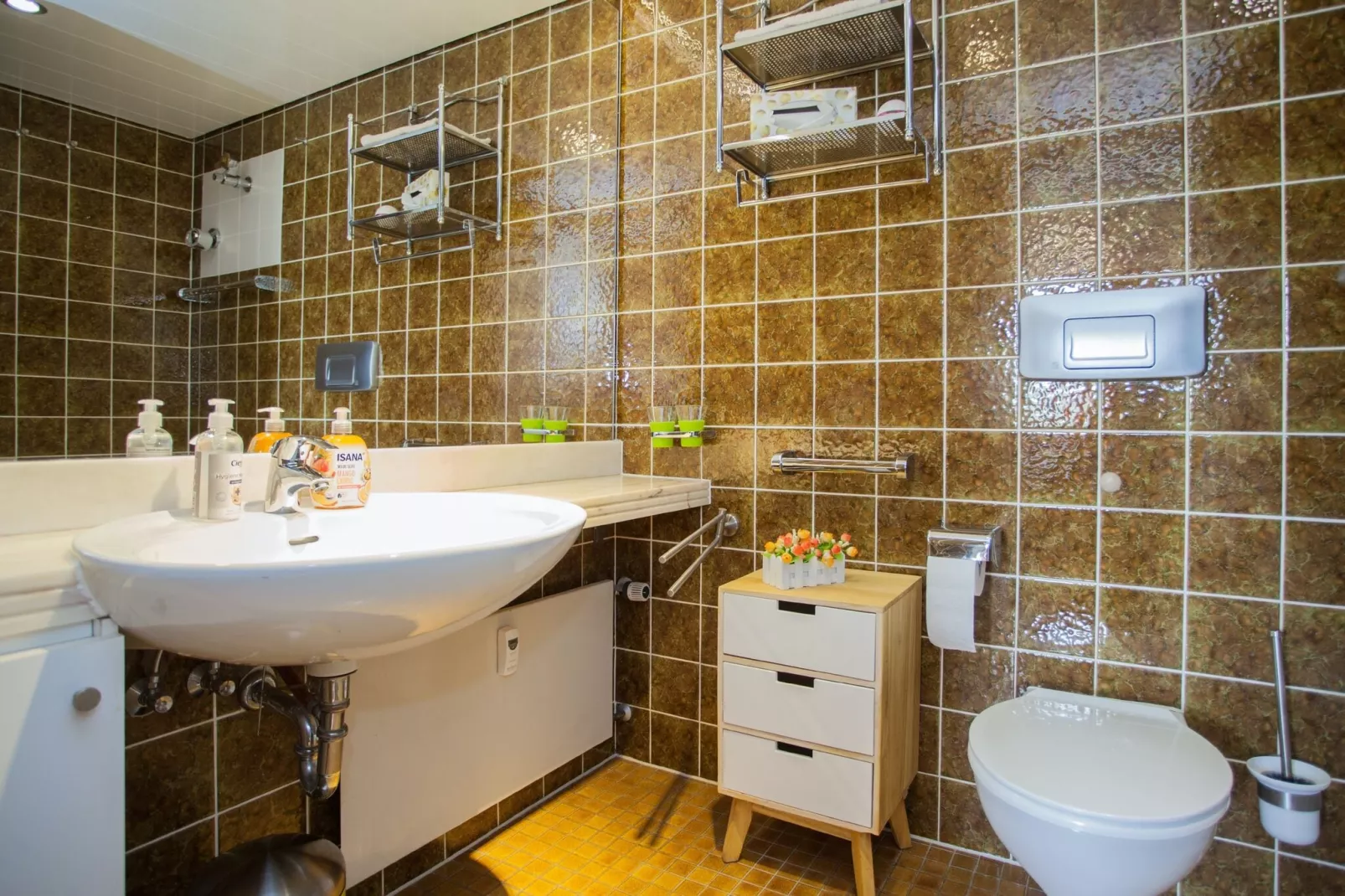 Am Waltenberg 59-G-Bathroom