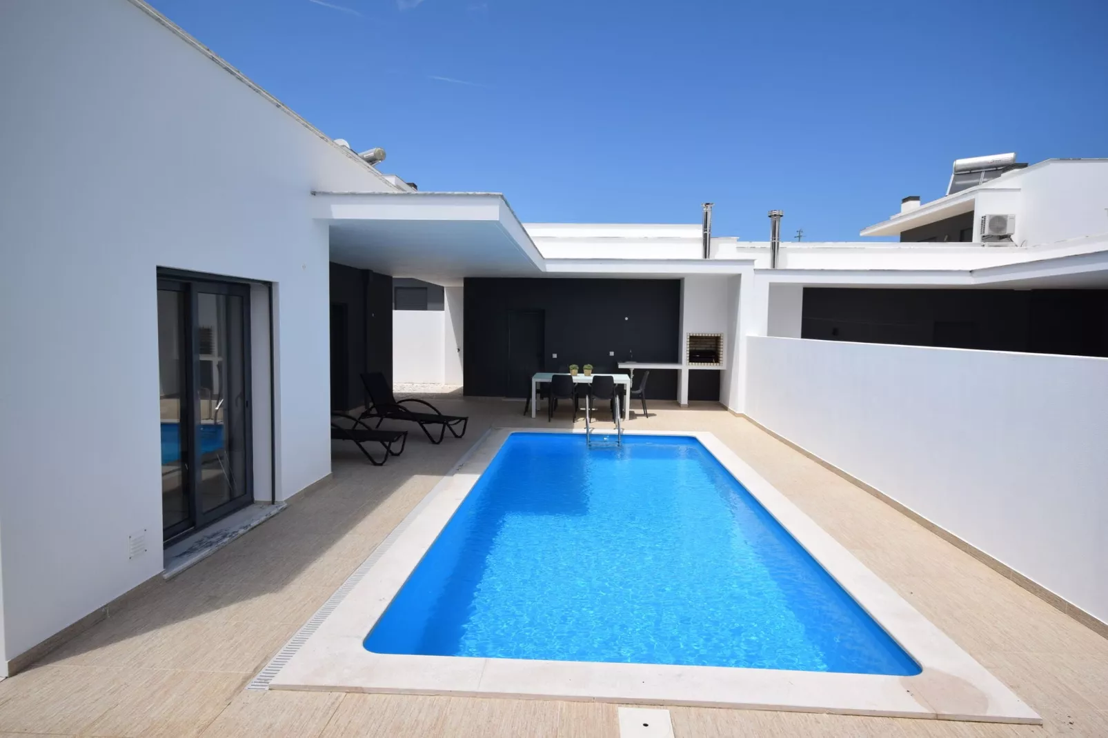 Vila da Lagoa-Pool