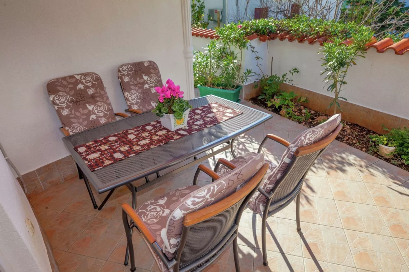 Marija Privatno 2-Terrace balcony