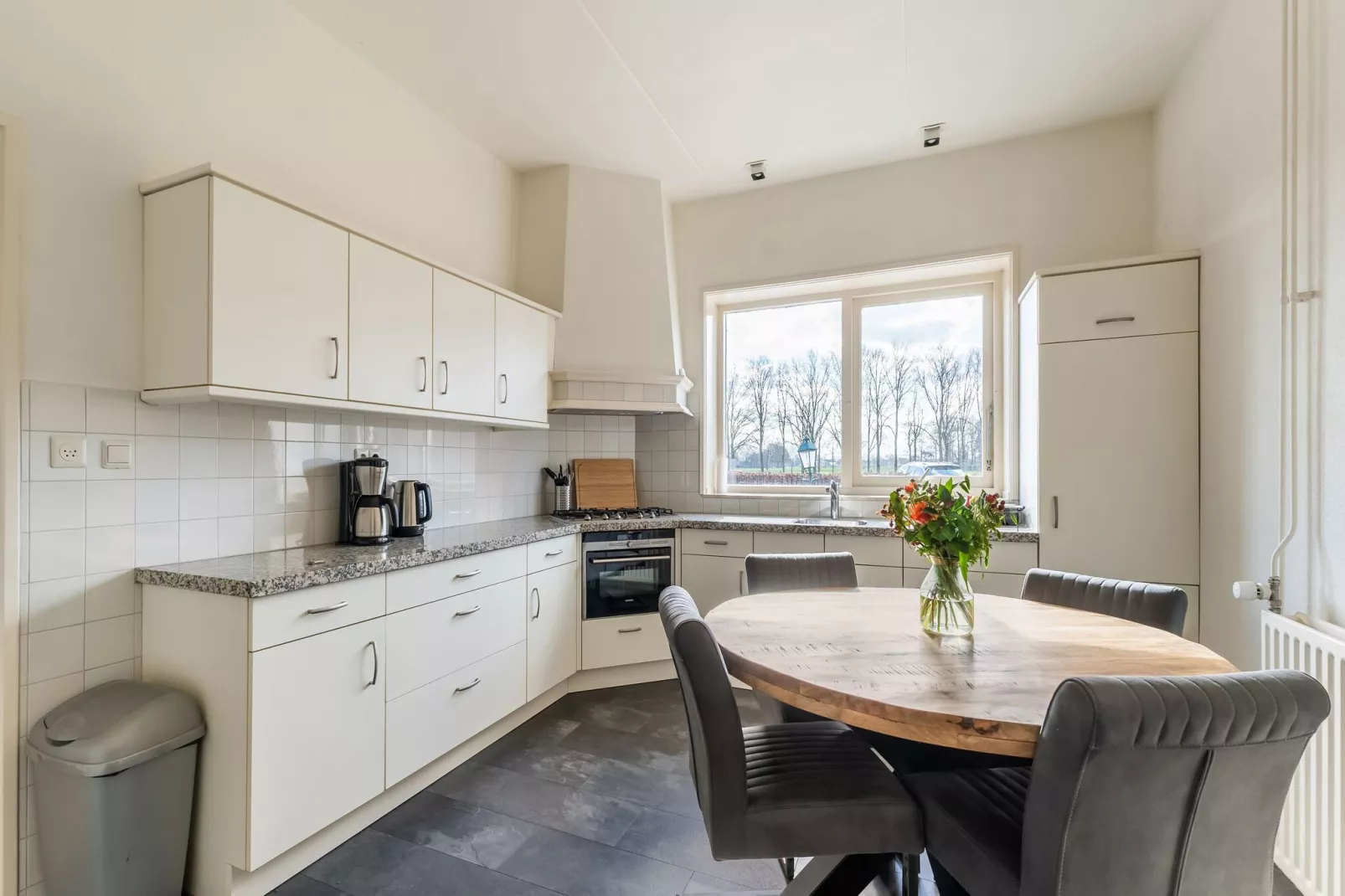 Genieten in Silvolde-Kitchen