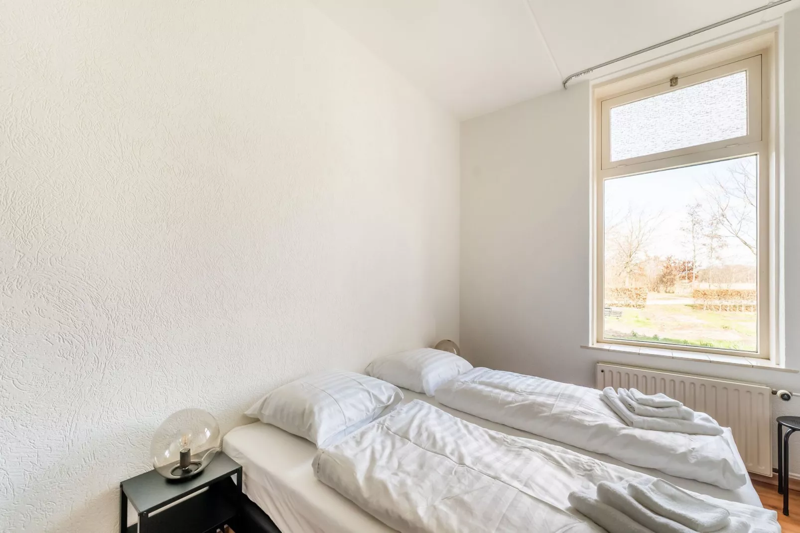 Genieten in Silvolde-Bedroom