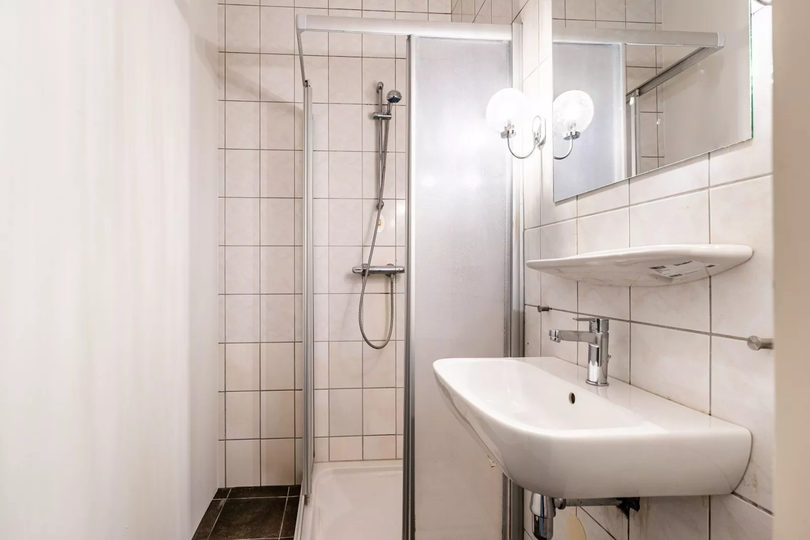 Genieten in Silvolde-Bathroom