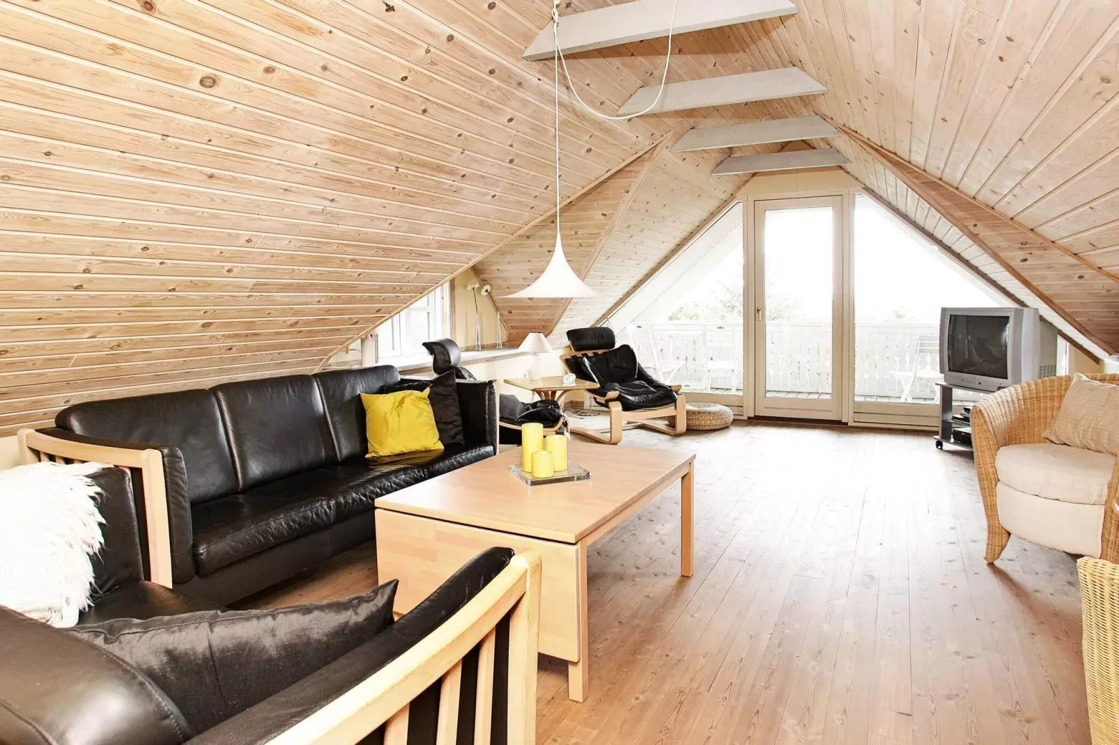 10 person holiday home in Fur-By Traum-Indoor