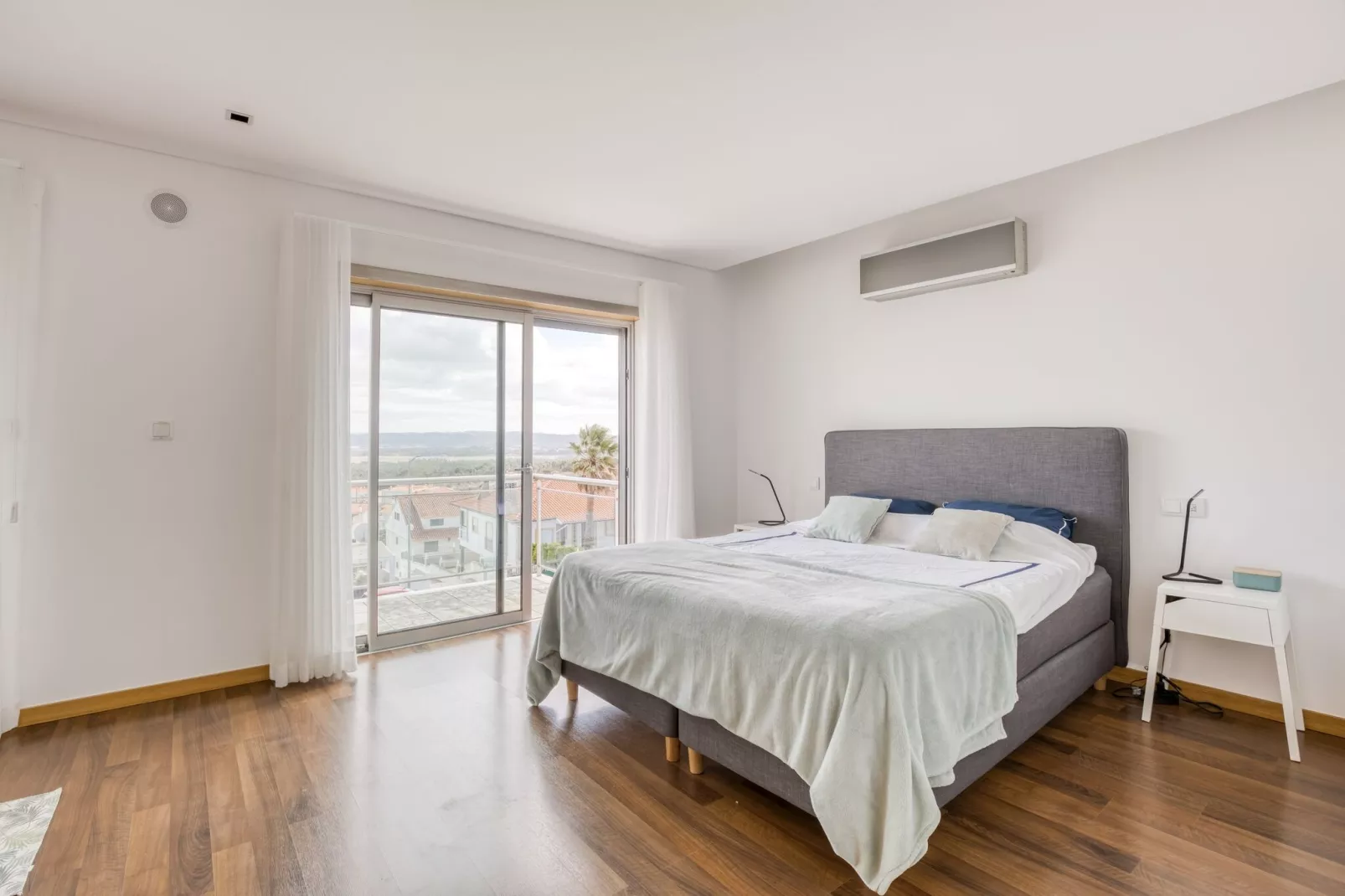 Your Beautiful Portuguese House-Bedroom