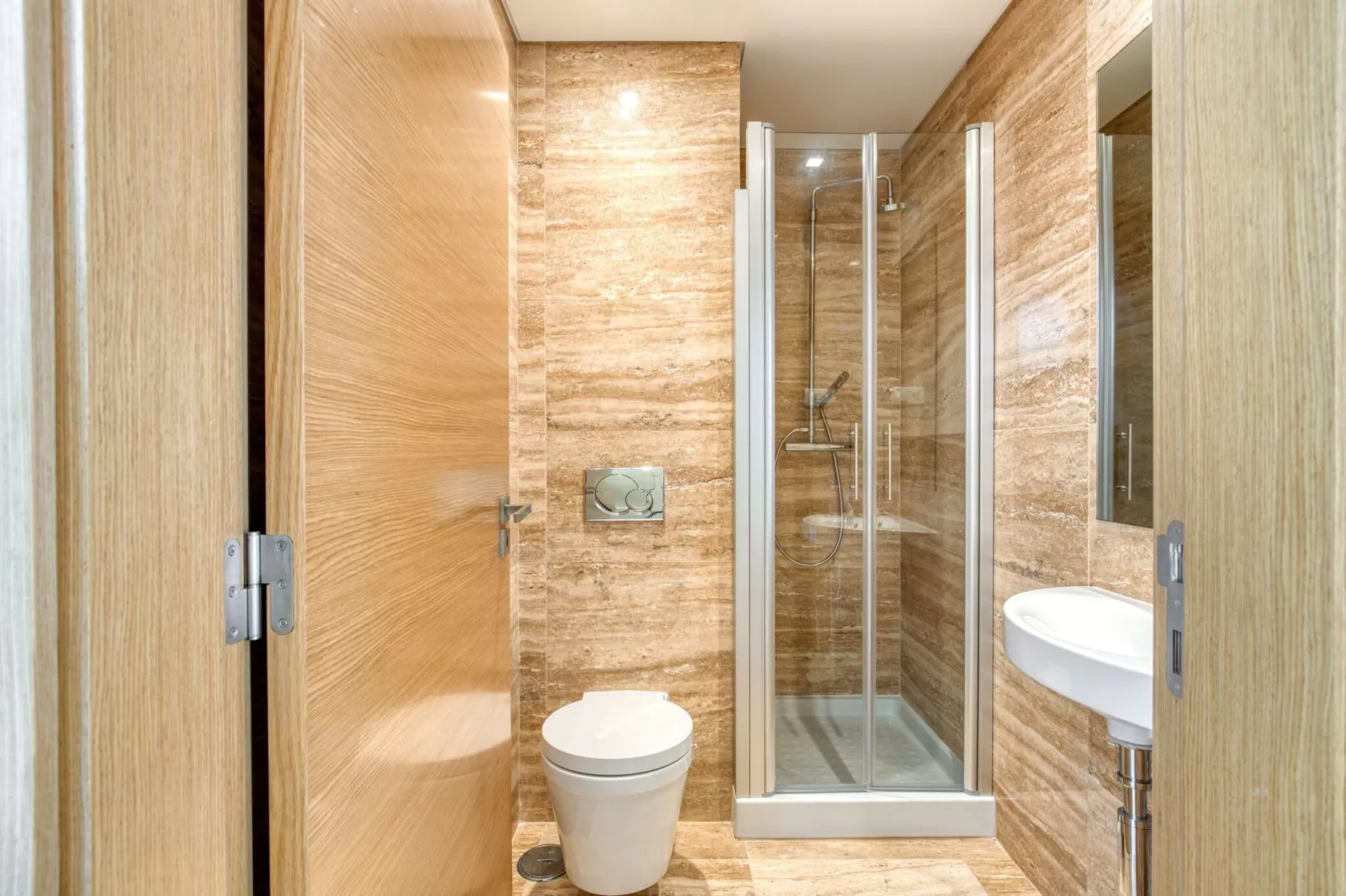 Your Beautiful Portuguese House-Bathroom