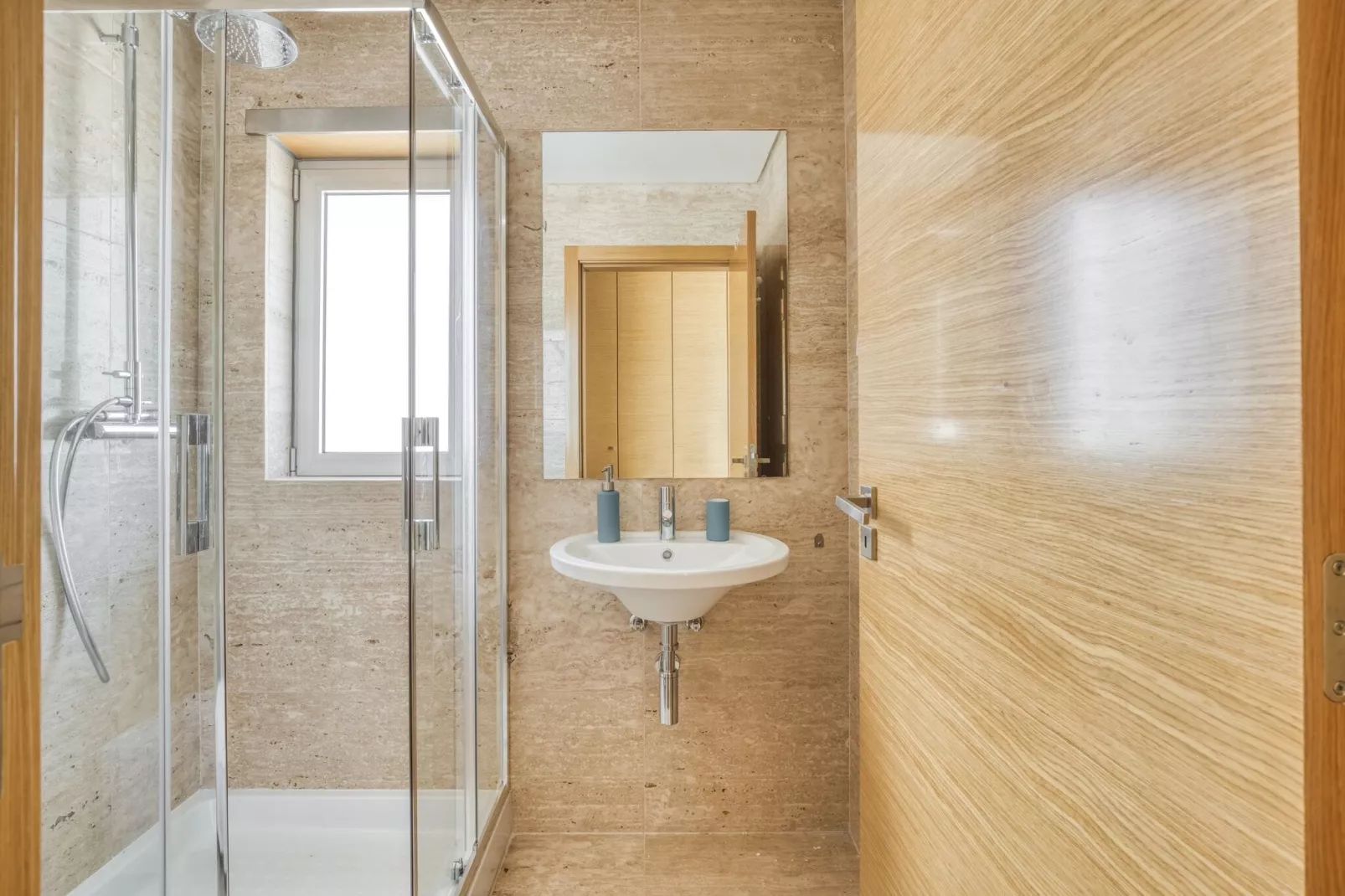 Your Beautiful Portuguese House-Bathroom