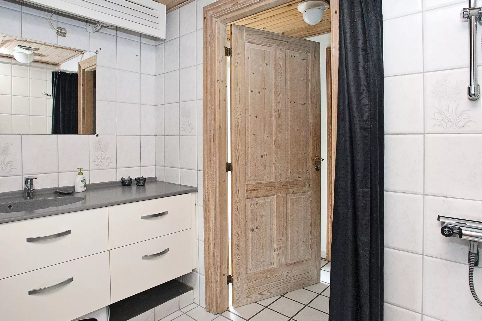 10 person holiday home in Fur-By Traum-Indoor