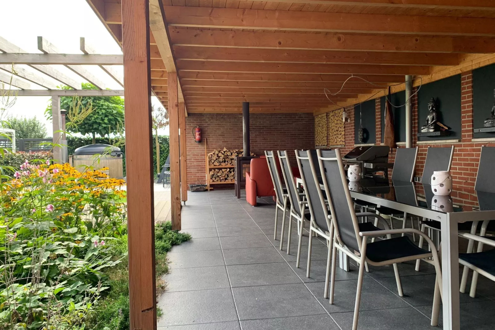 Villa Grenszicht-Terrace balcony
