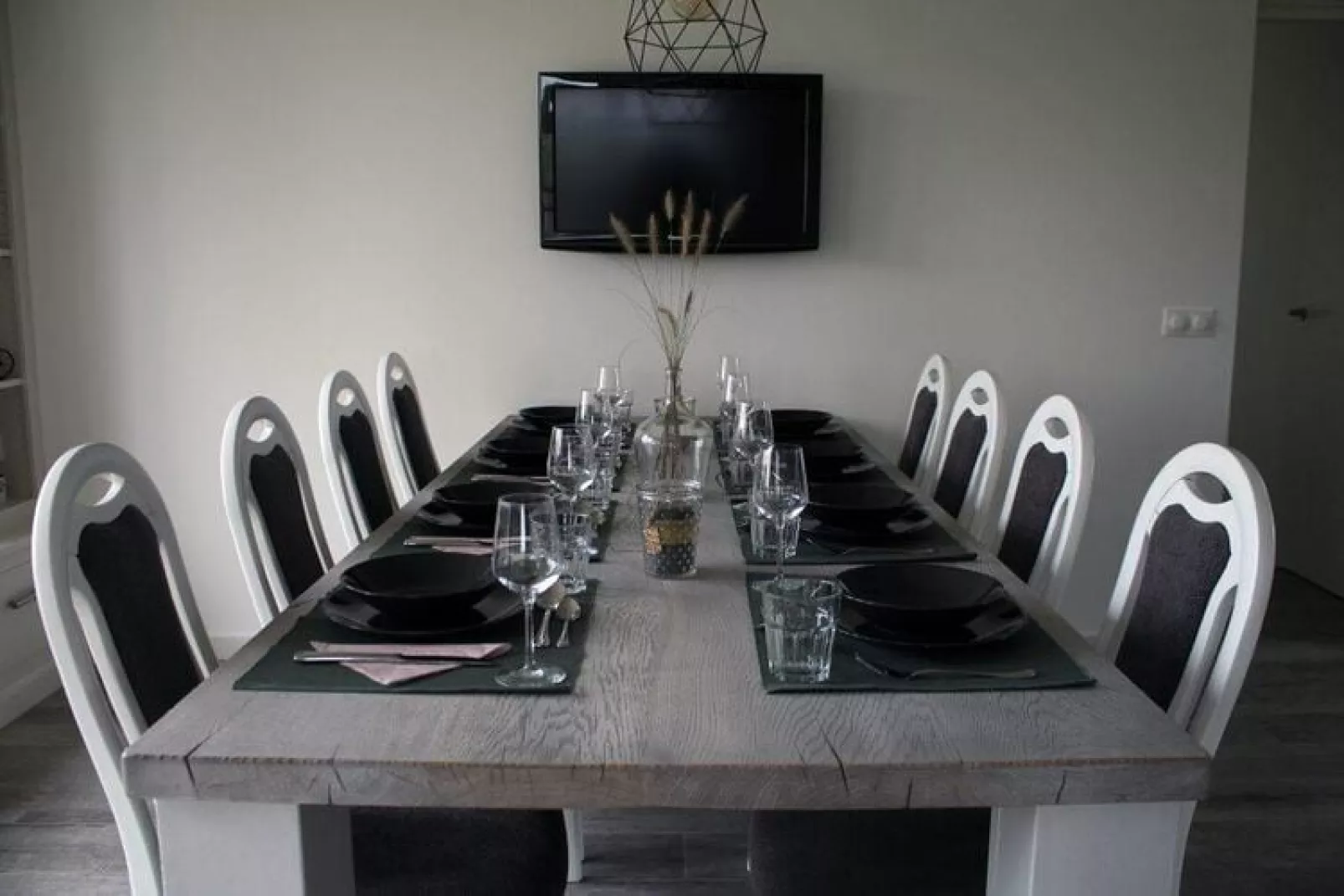 Villa Grenszicht-Dining room