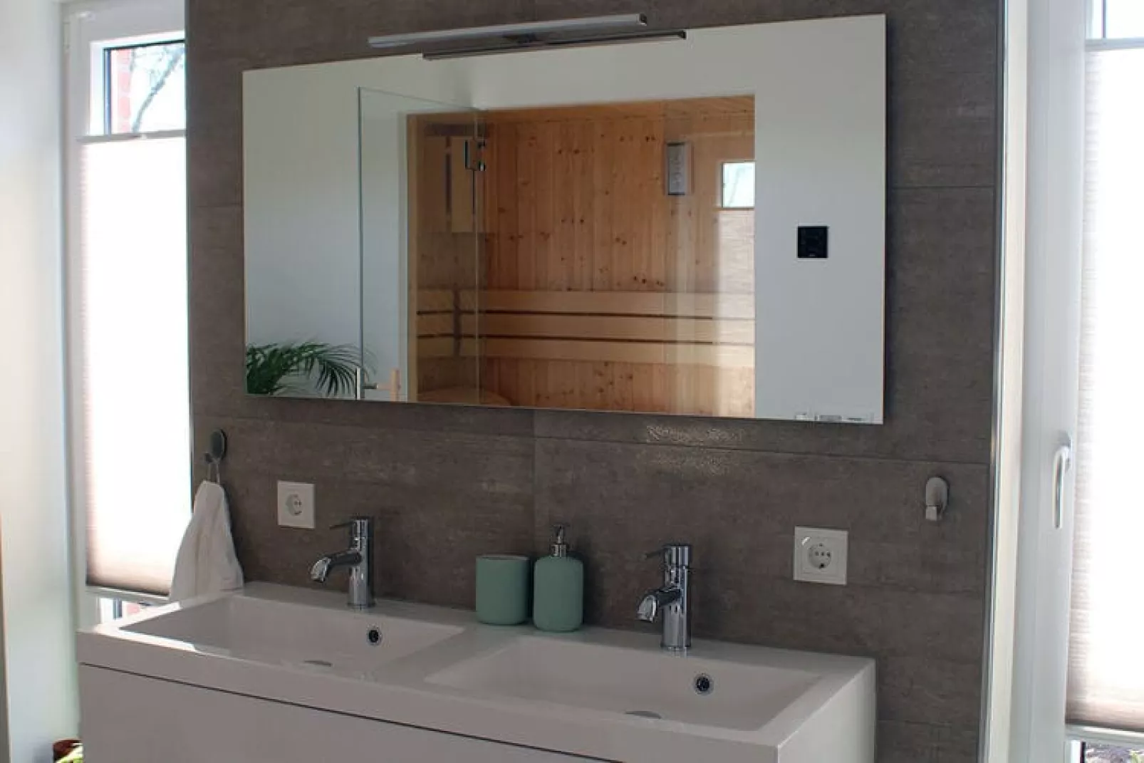 Villa Grenszicht-Bathroom