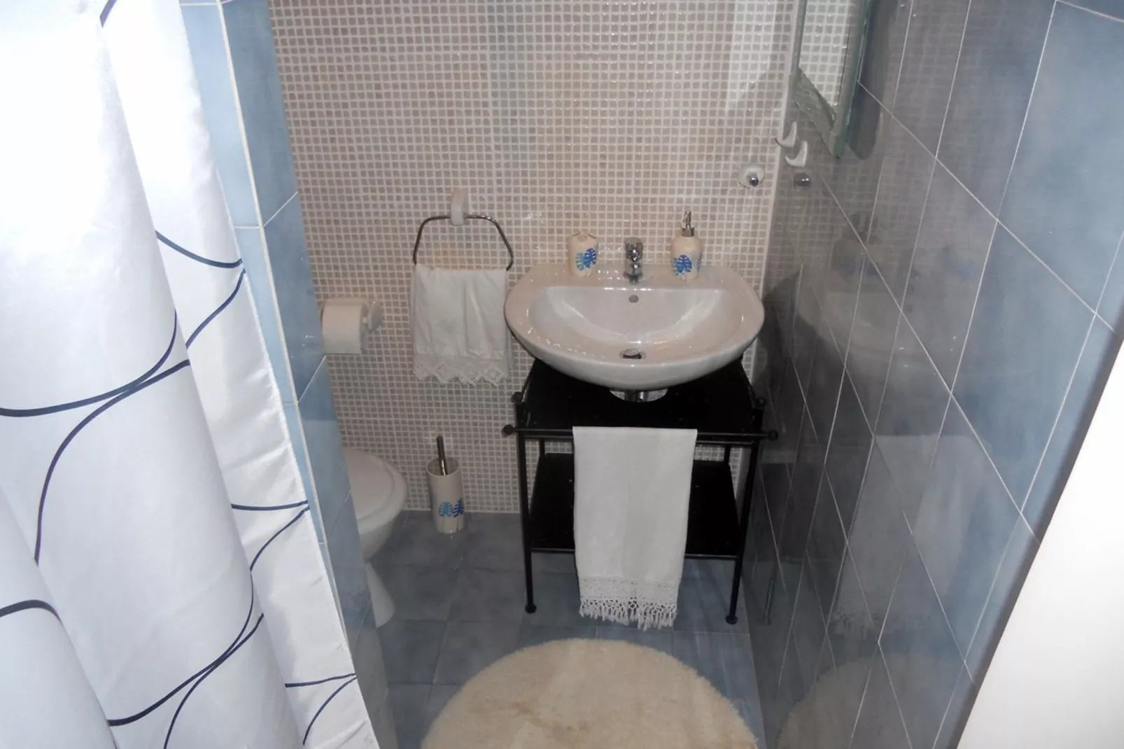 Apartment Milano-Bathroom
