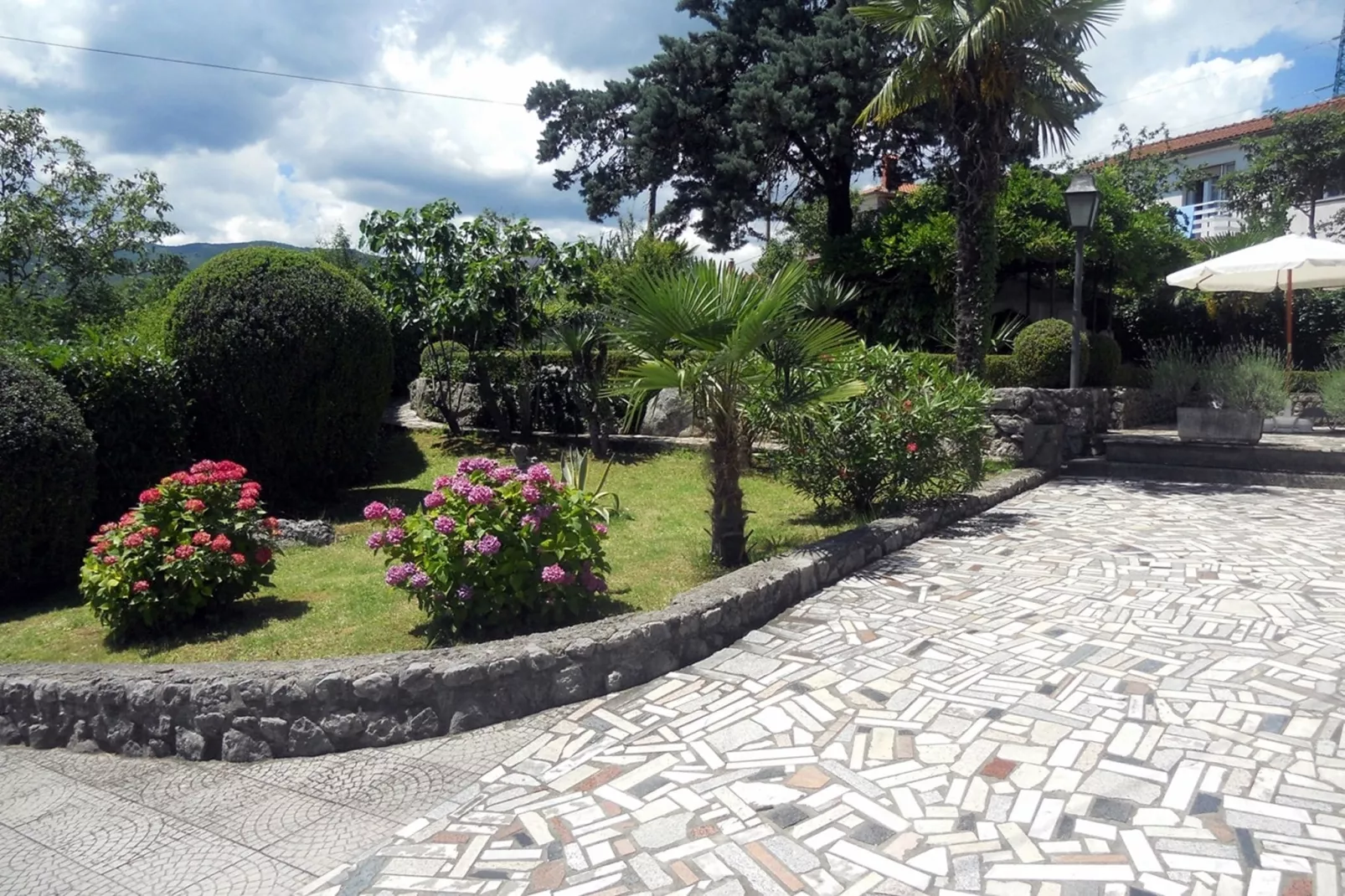 Apartment Milano-Gardens summer