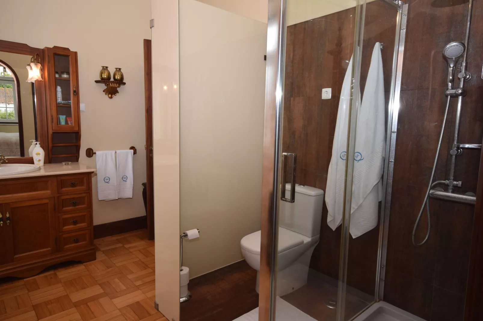 Quinta Santo António-Bathroom