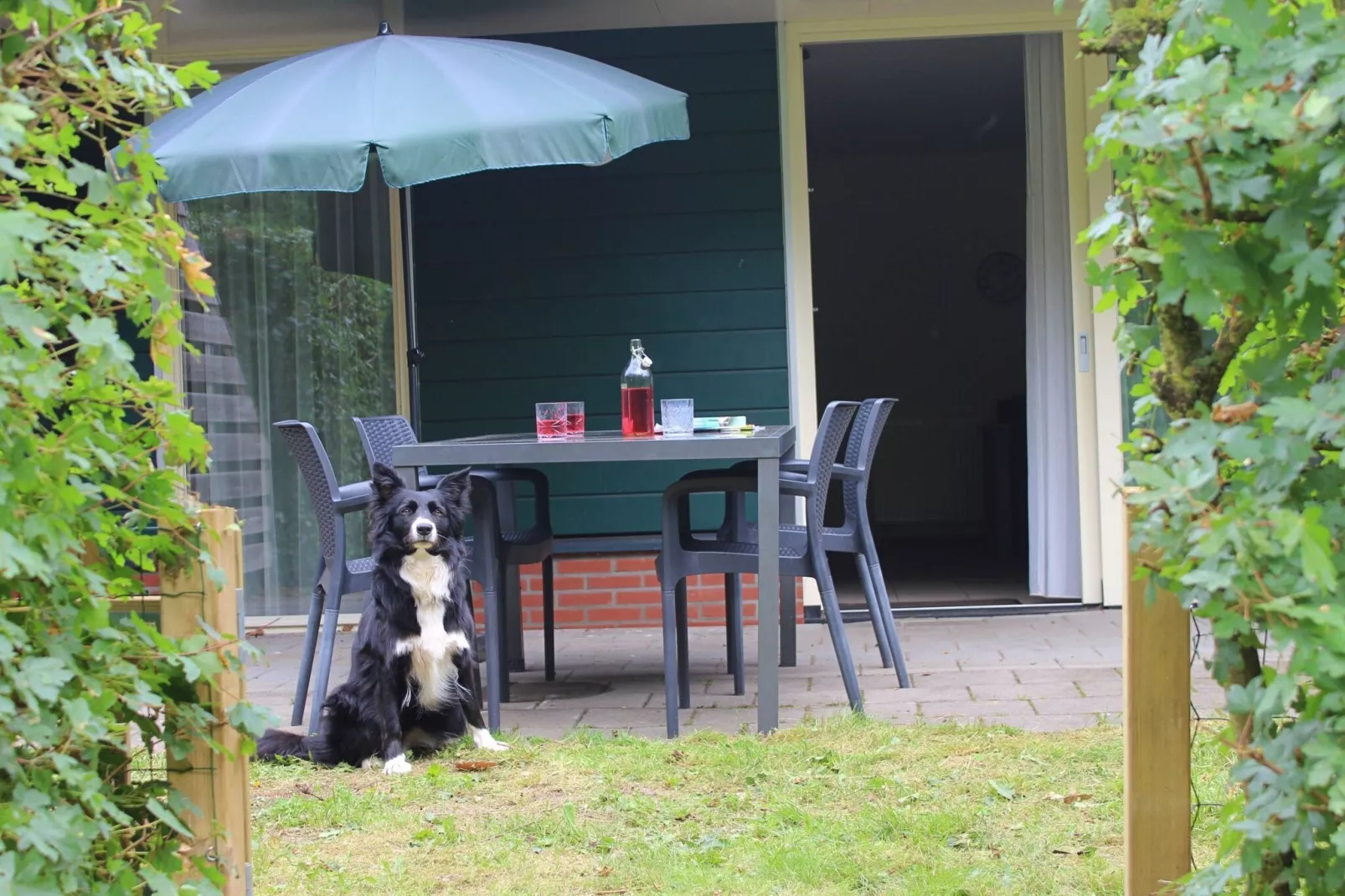 Vakantiepark Horsetellerie 1-Gärten Sommer