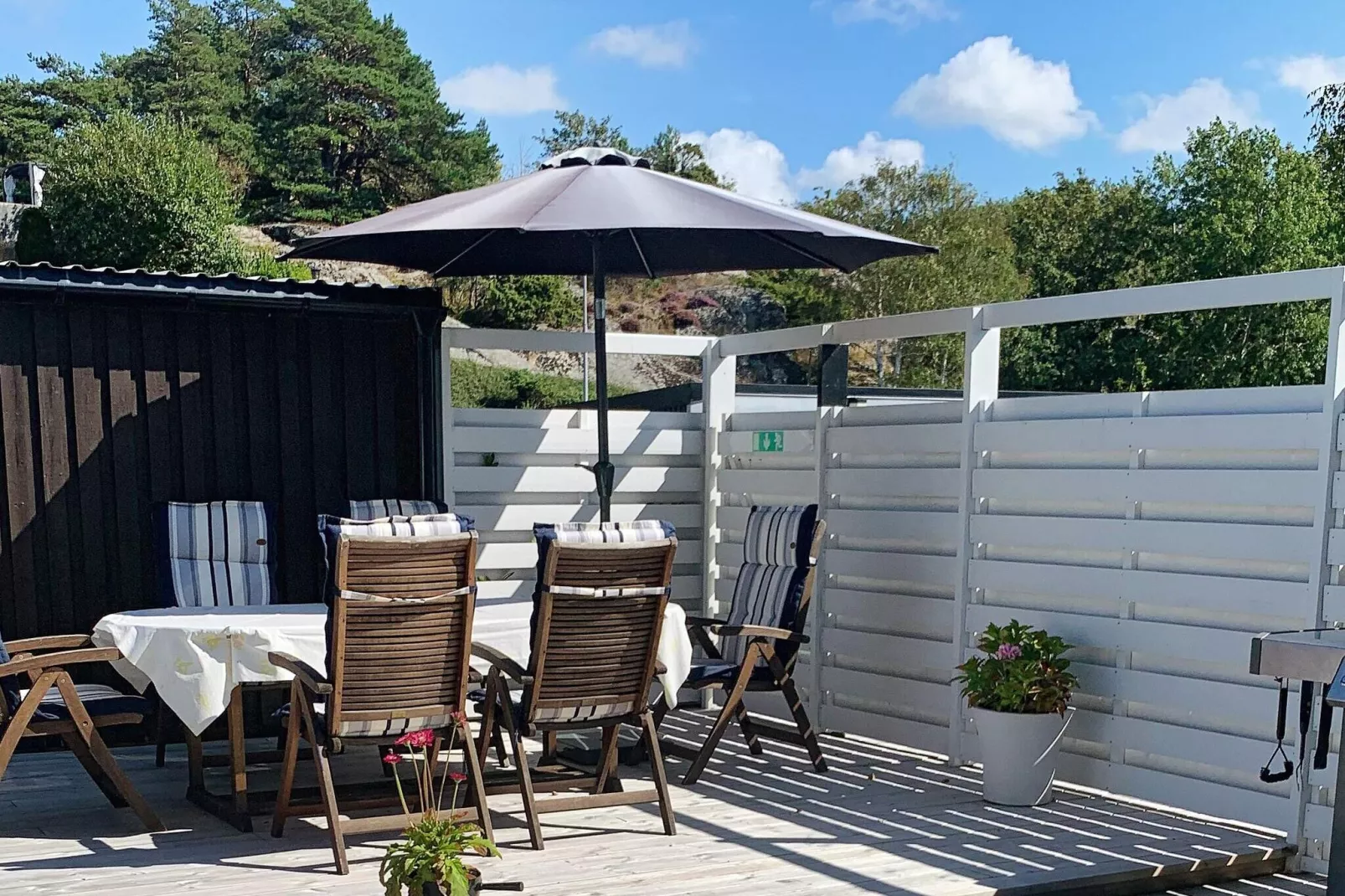 5 person holiday home in VÄSTRA FRÖLUNDA-Outdoor
