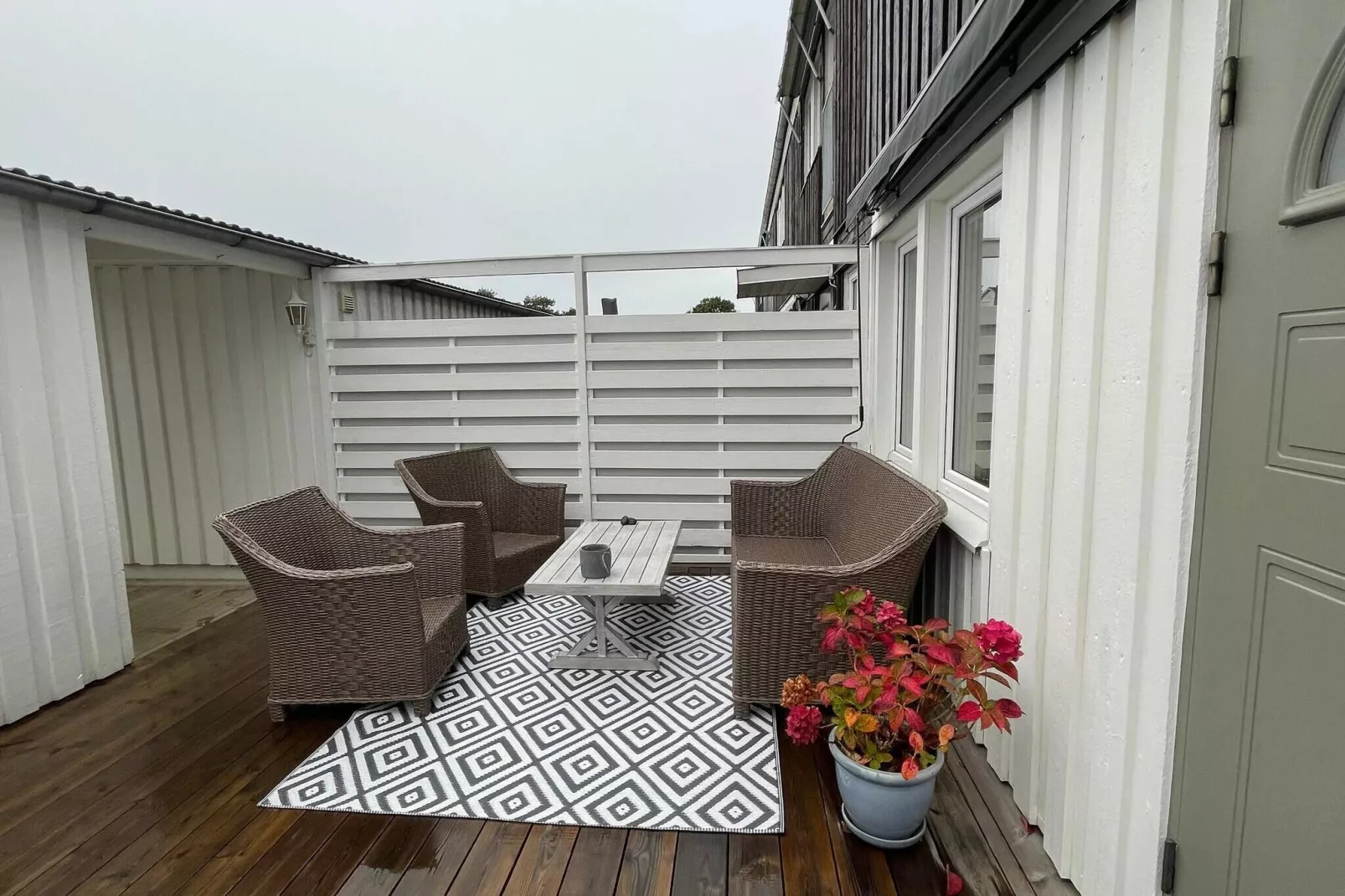 5 person holiday home in VÄSTRA FRÖLUNDA-Outdoor
