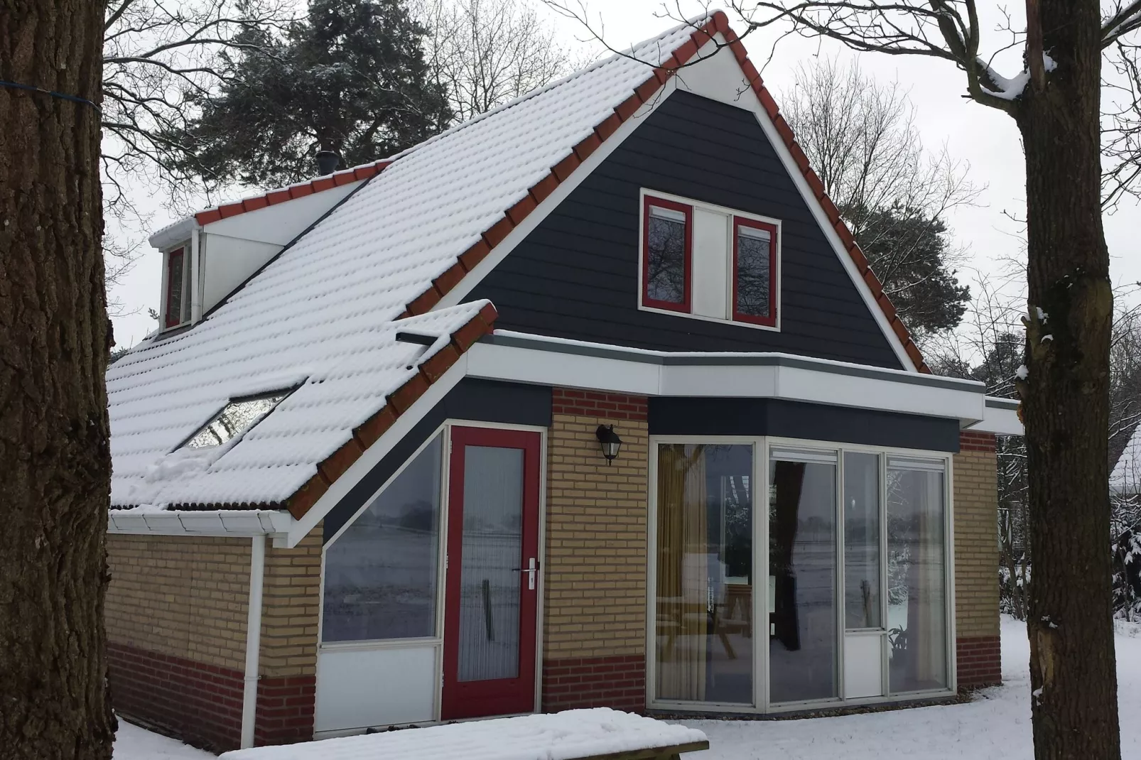 Buitenplaats Berg en Bos nummer 18-Exterior winter