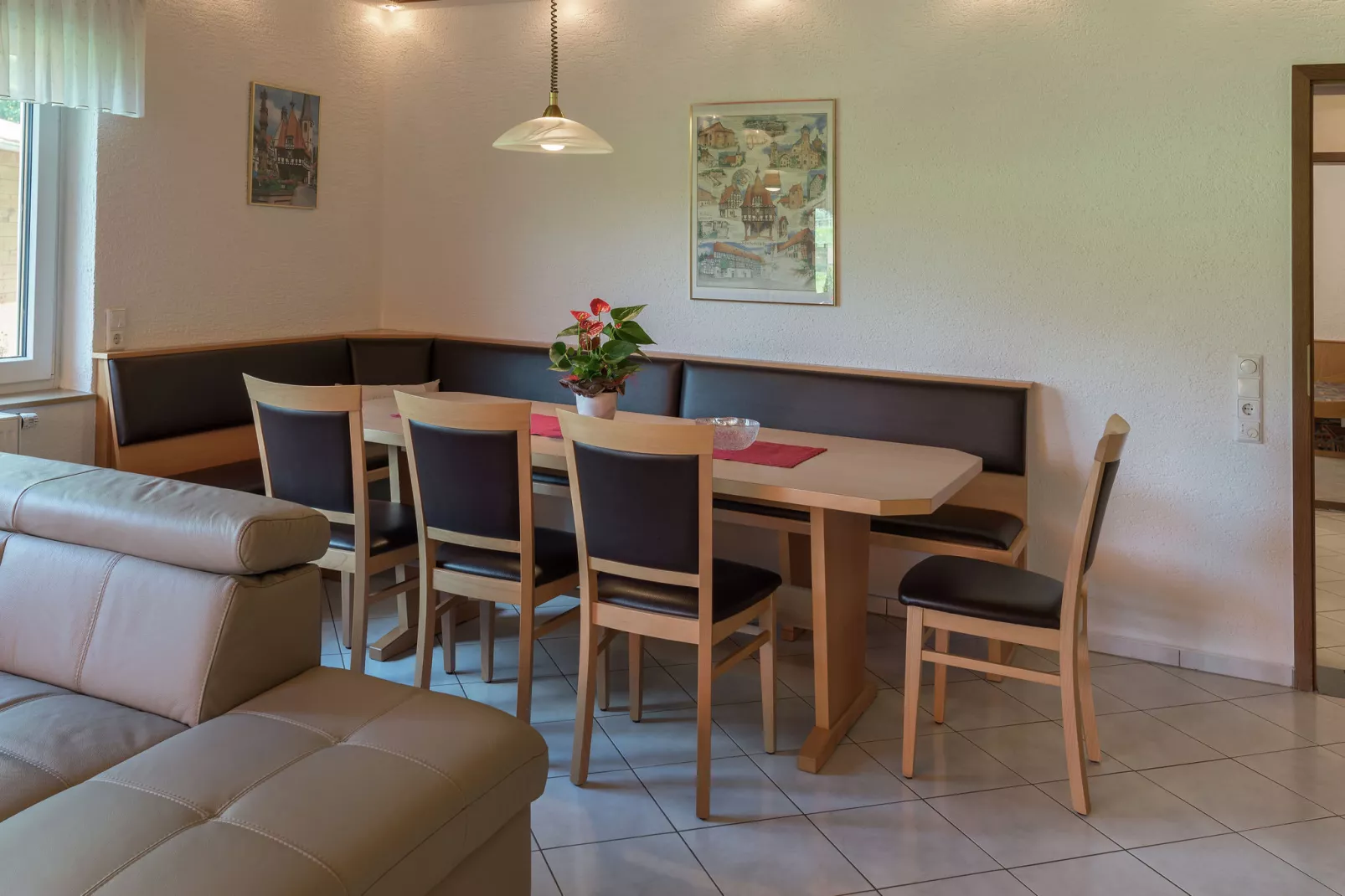 Mossautal-Dining room