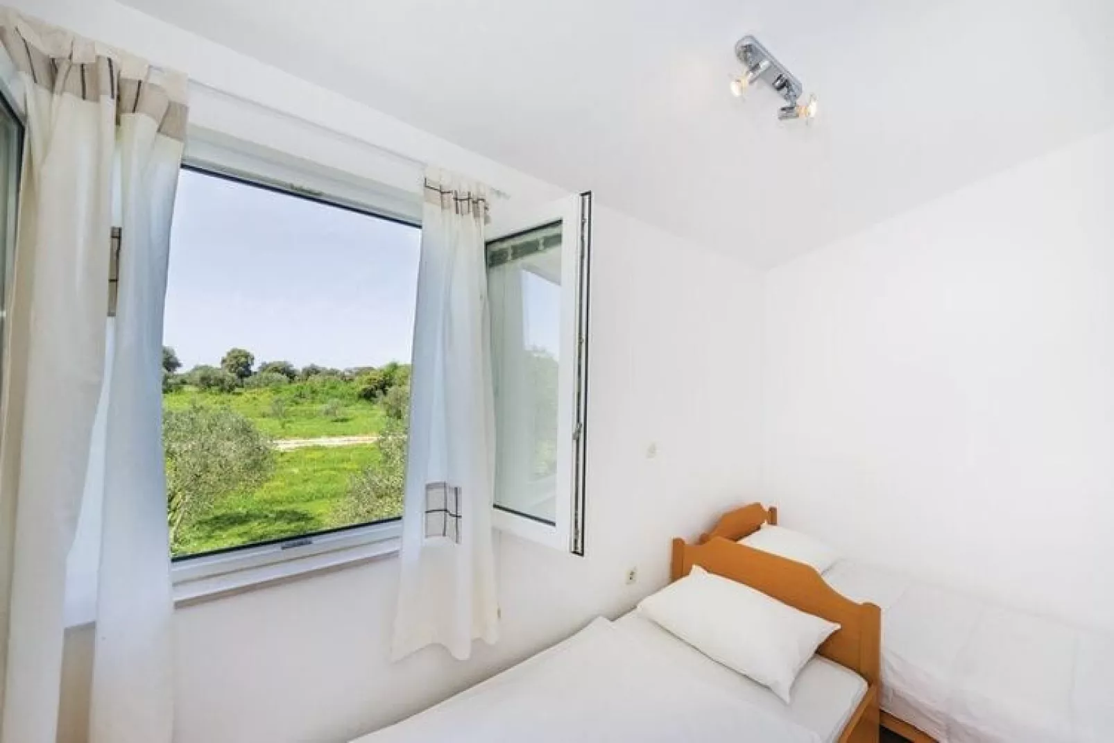 Holiday home Marija-Bedroom