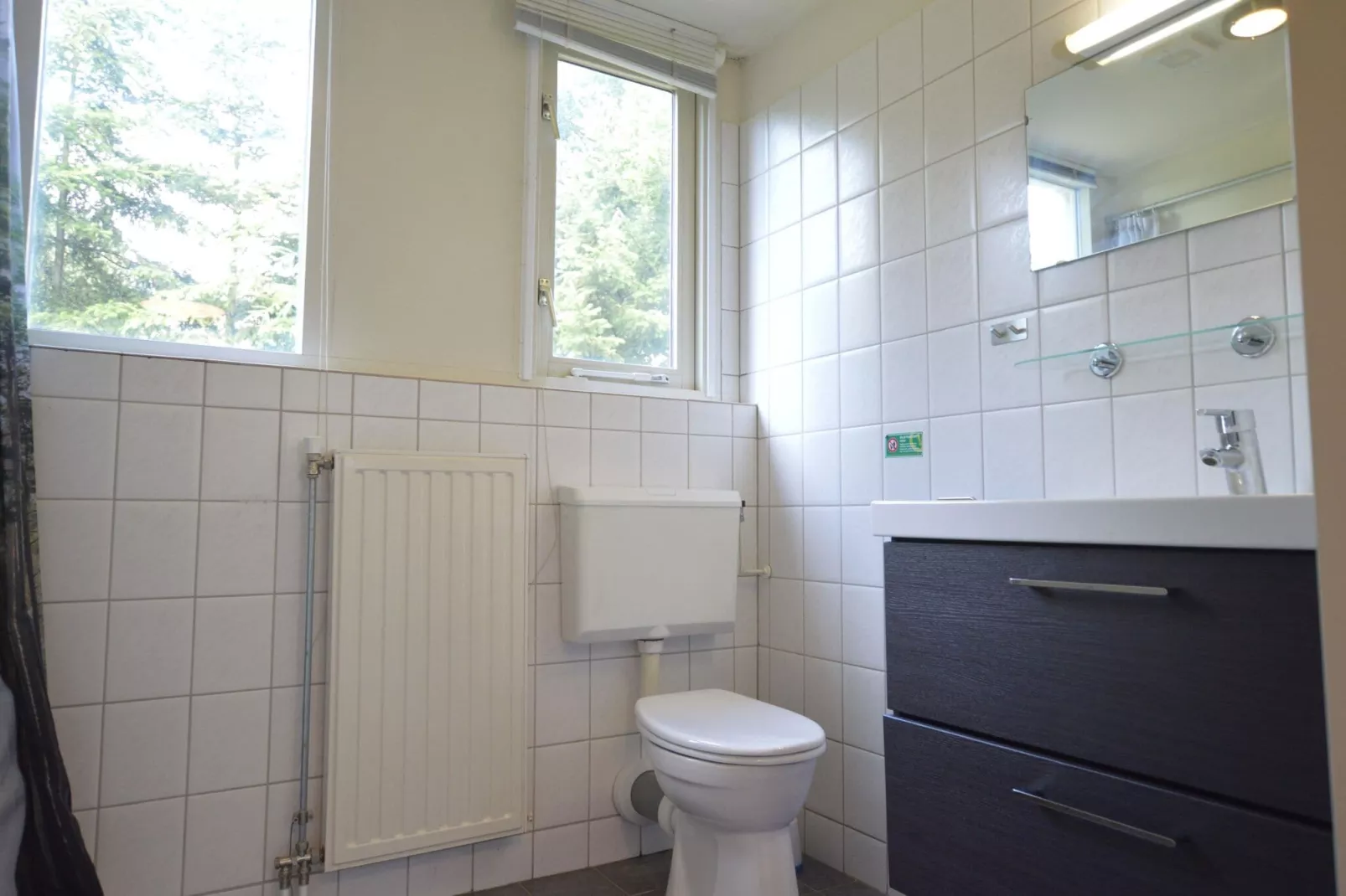 Buitenplaats Berg en Bos nummer 13-Salle de bain