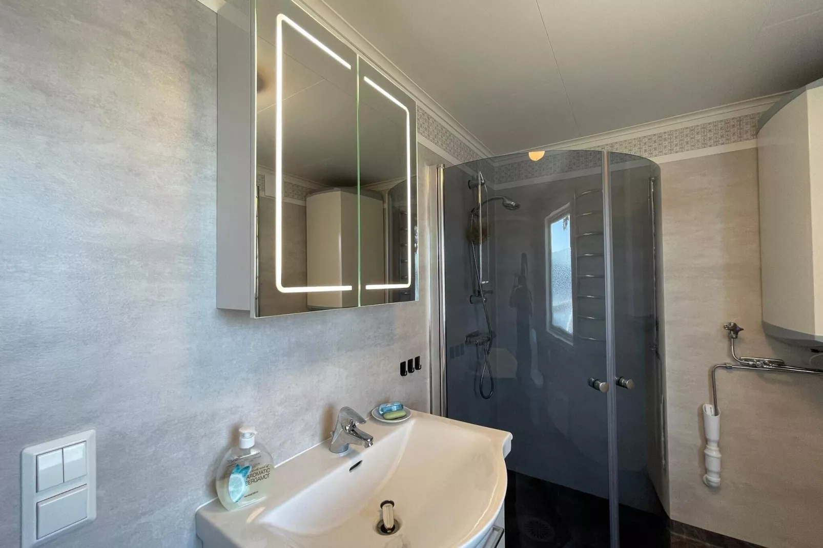 6 person holiday home in BRUZAHOLM-By Traum-Indoor