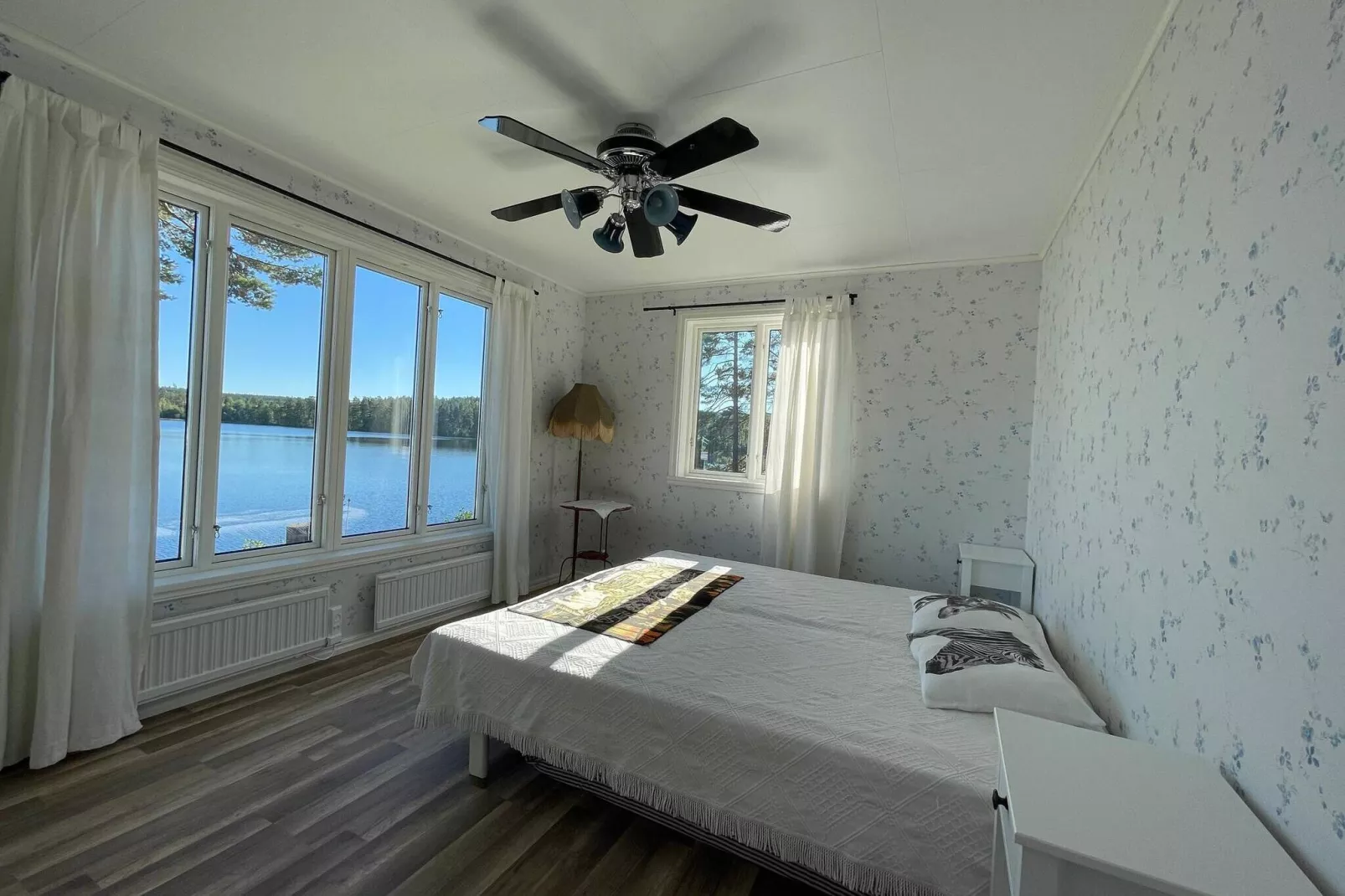 6 person holiday home in BRUZAHOLM-By Traum-Indoor