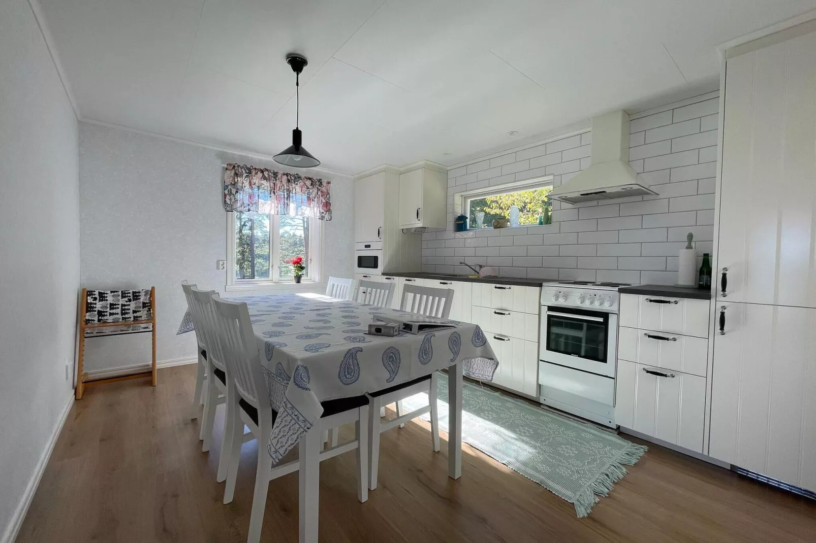 6 person holiday home in BRUZAHOLM-By Traum-Indoor