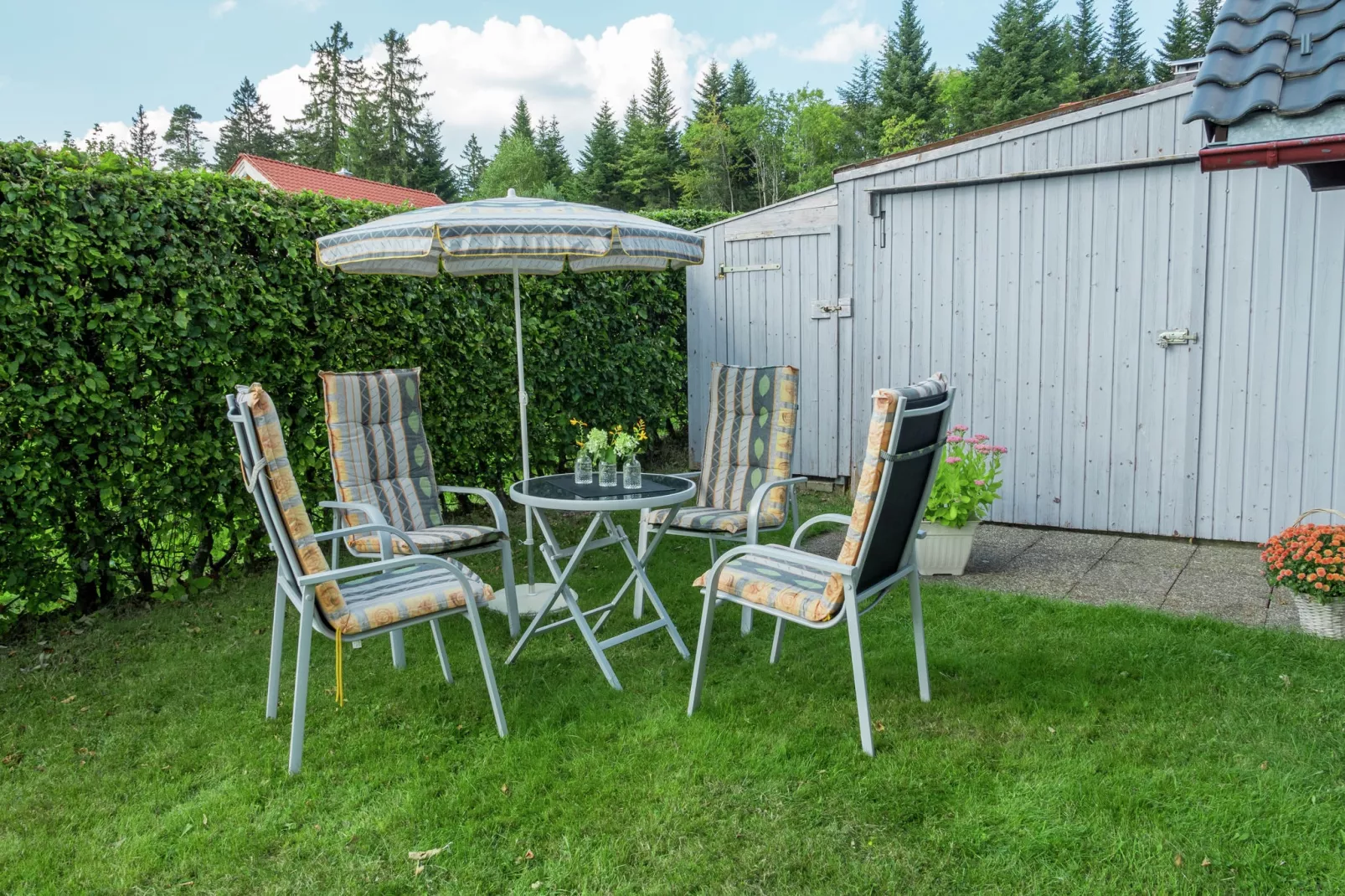 Kniebis-Gardens summer