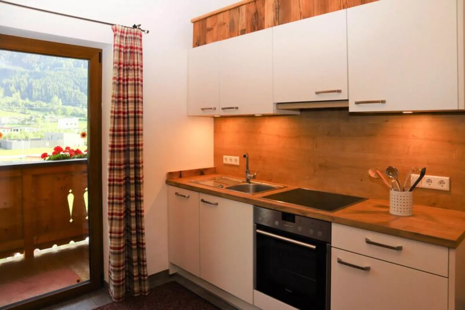 Apartment Rohregger-Kitchen