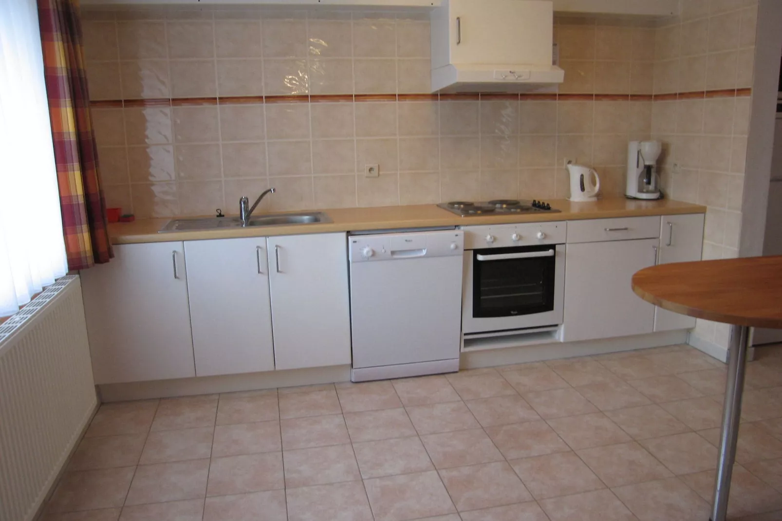 Résidence D ol Vich Périr-Kitchen