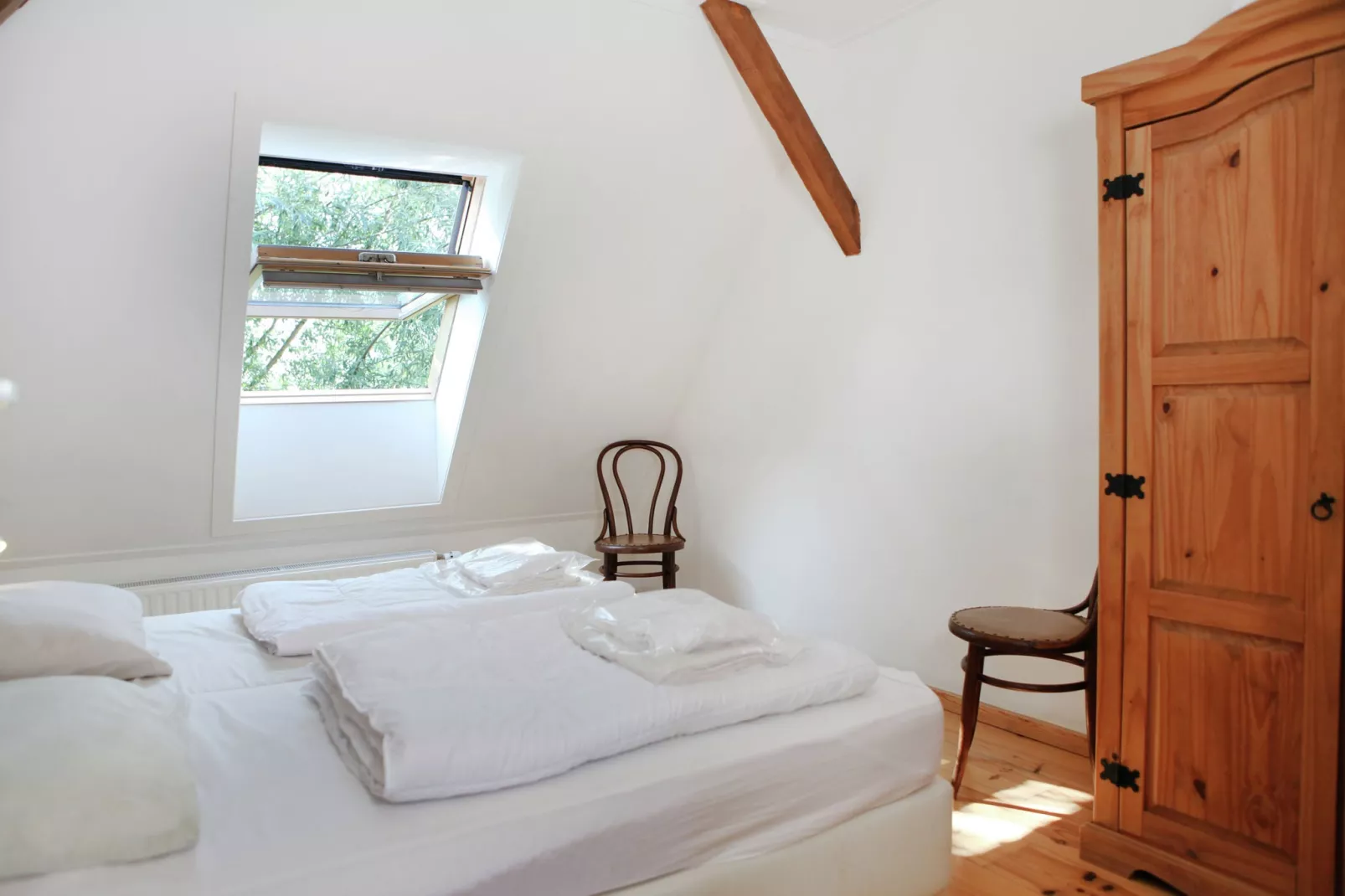 Appartement De Dorsvloer-Bedroom
