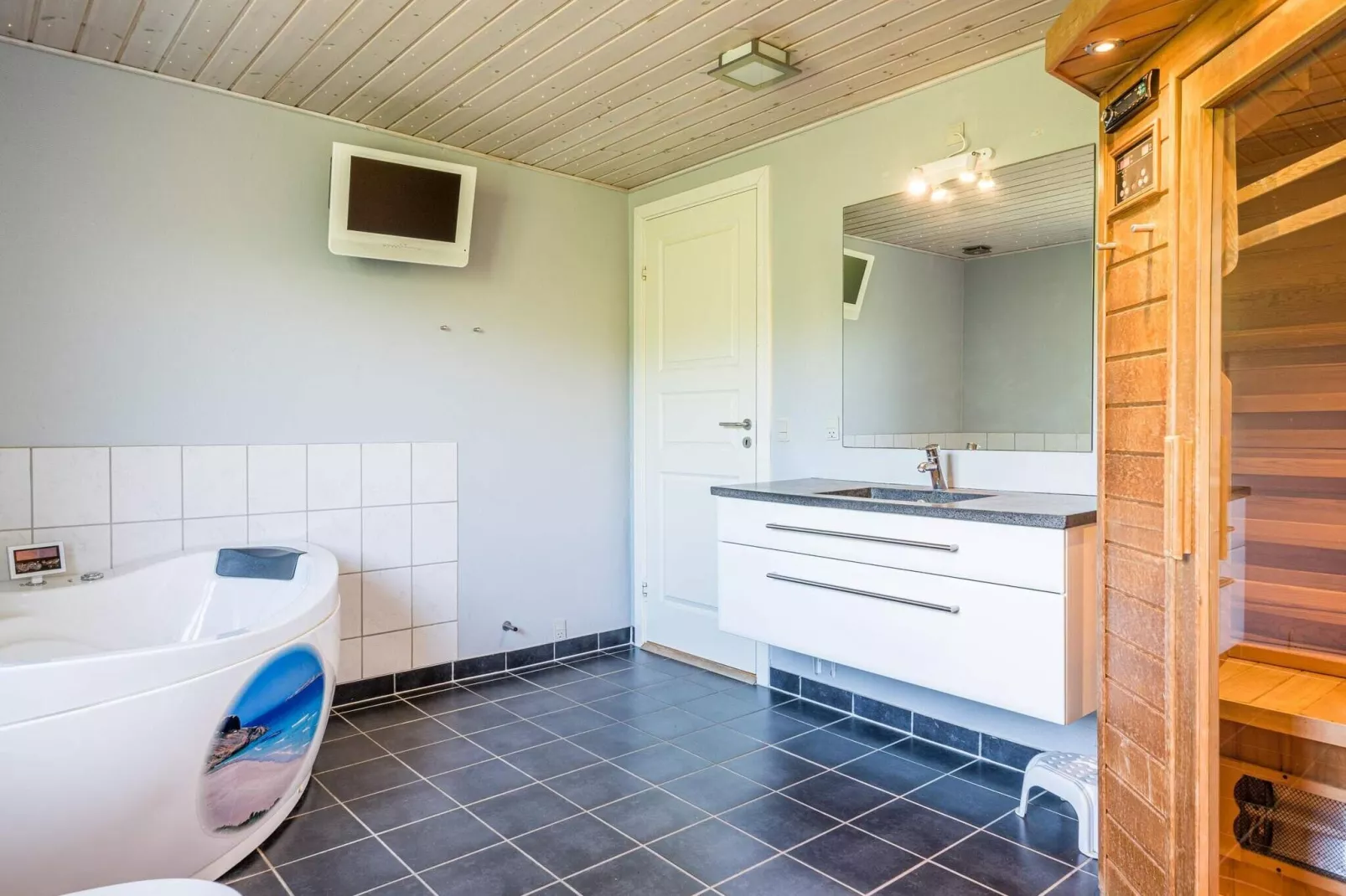 10 person holiday home in Hemmet-Spa