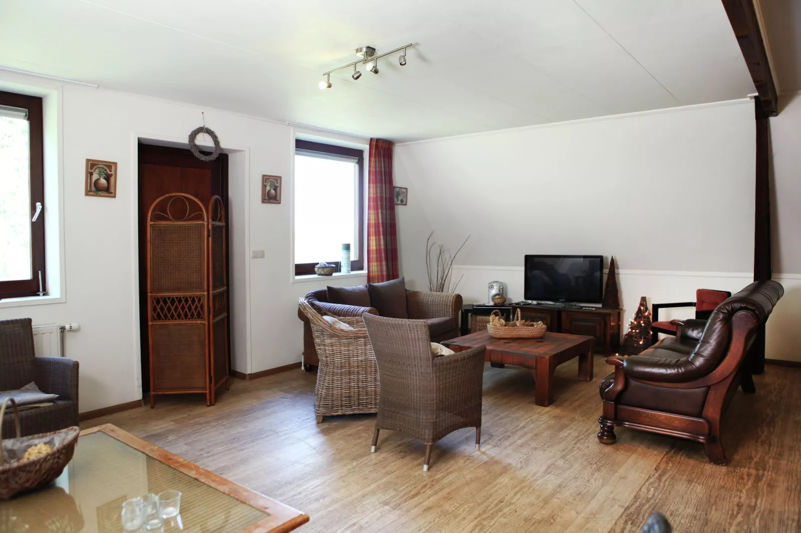 Appartement De Hooizolder-Living room