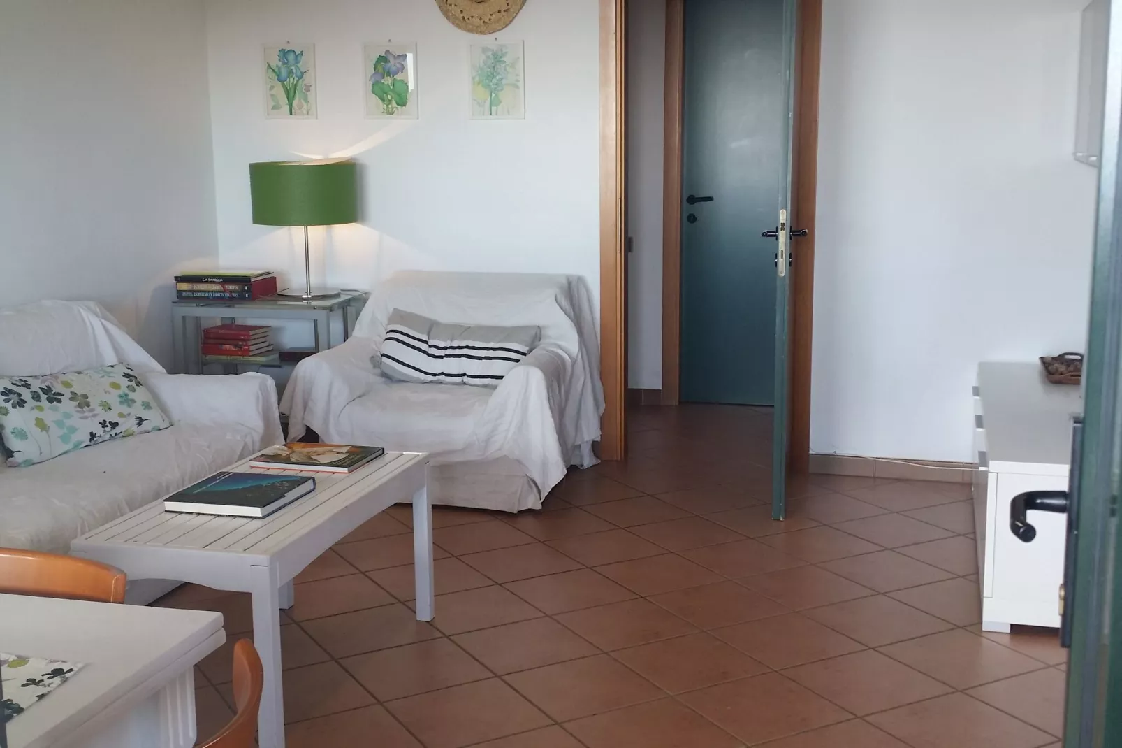 Villa del Mare Dipinto-Living room