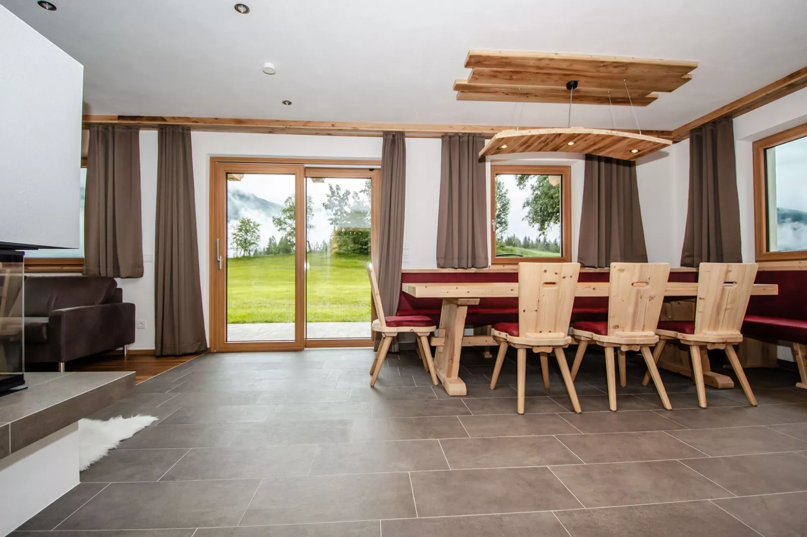 Chalet Freiblick-Dining room