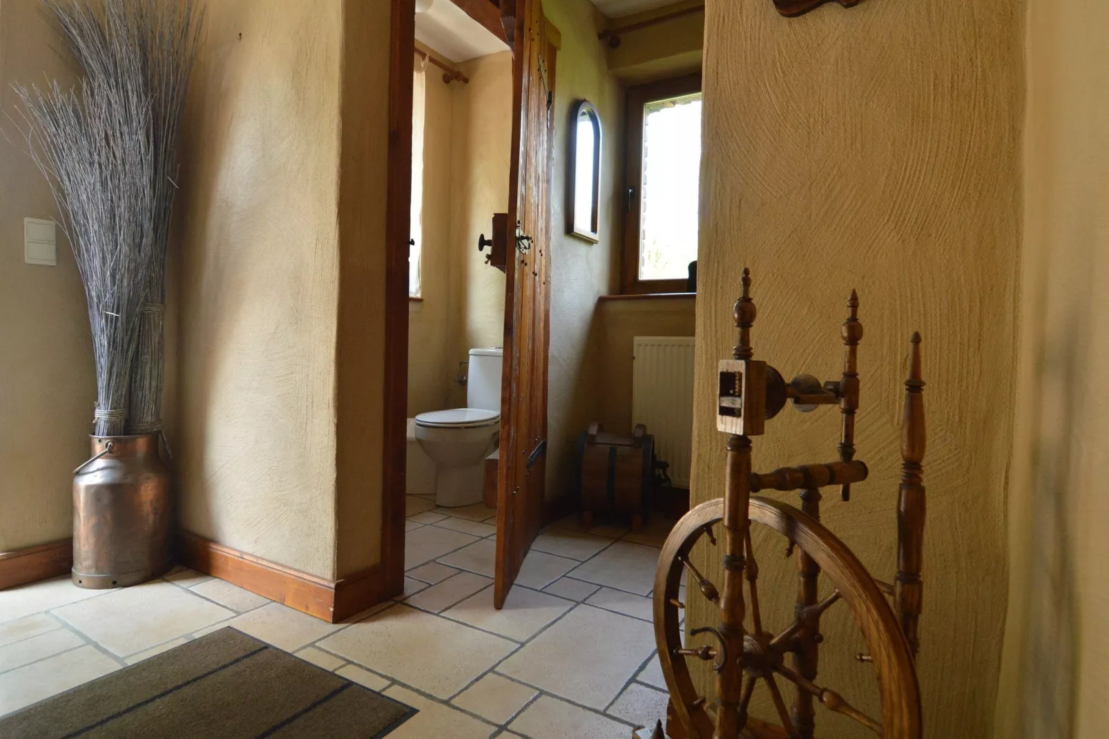 Les Vieilles Pierres-Hall d'accueil