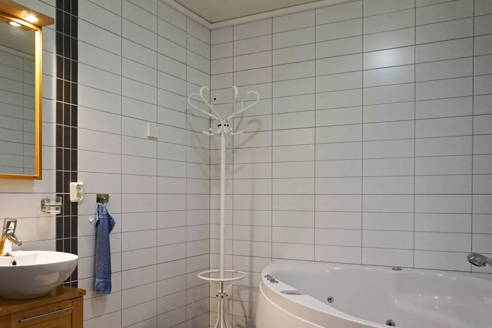 4 person holiday home in Bovallstrand-By Traum-Spa