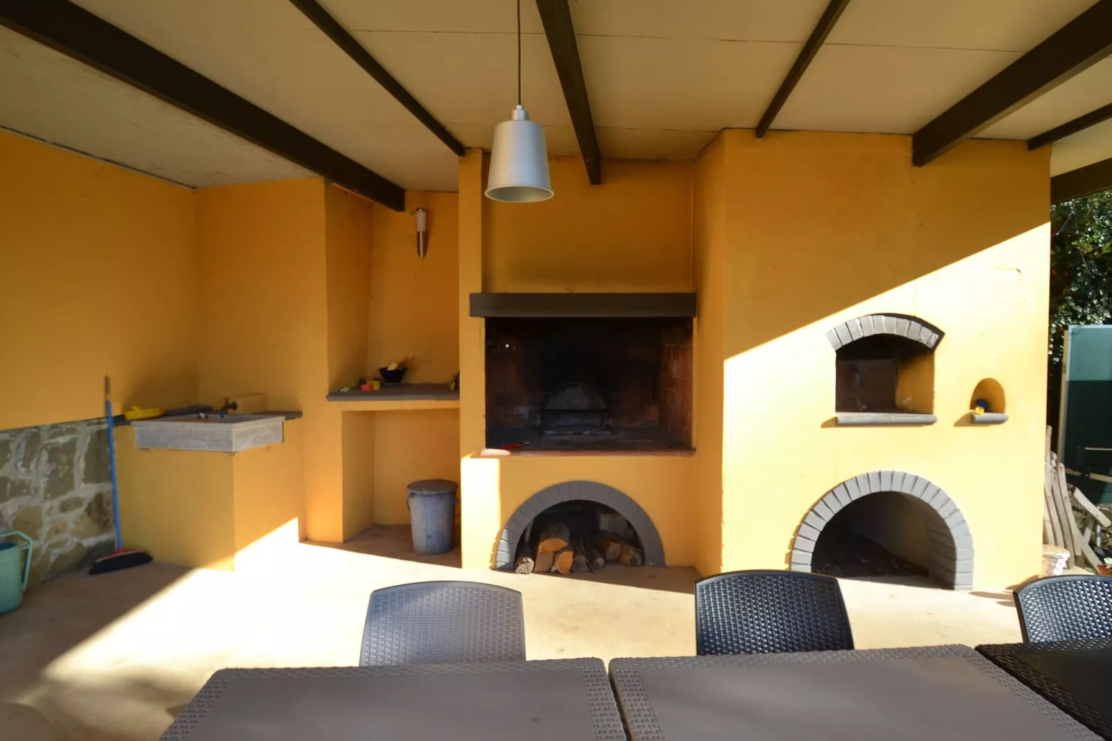Nelverde 12-Facilities