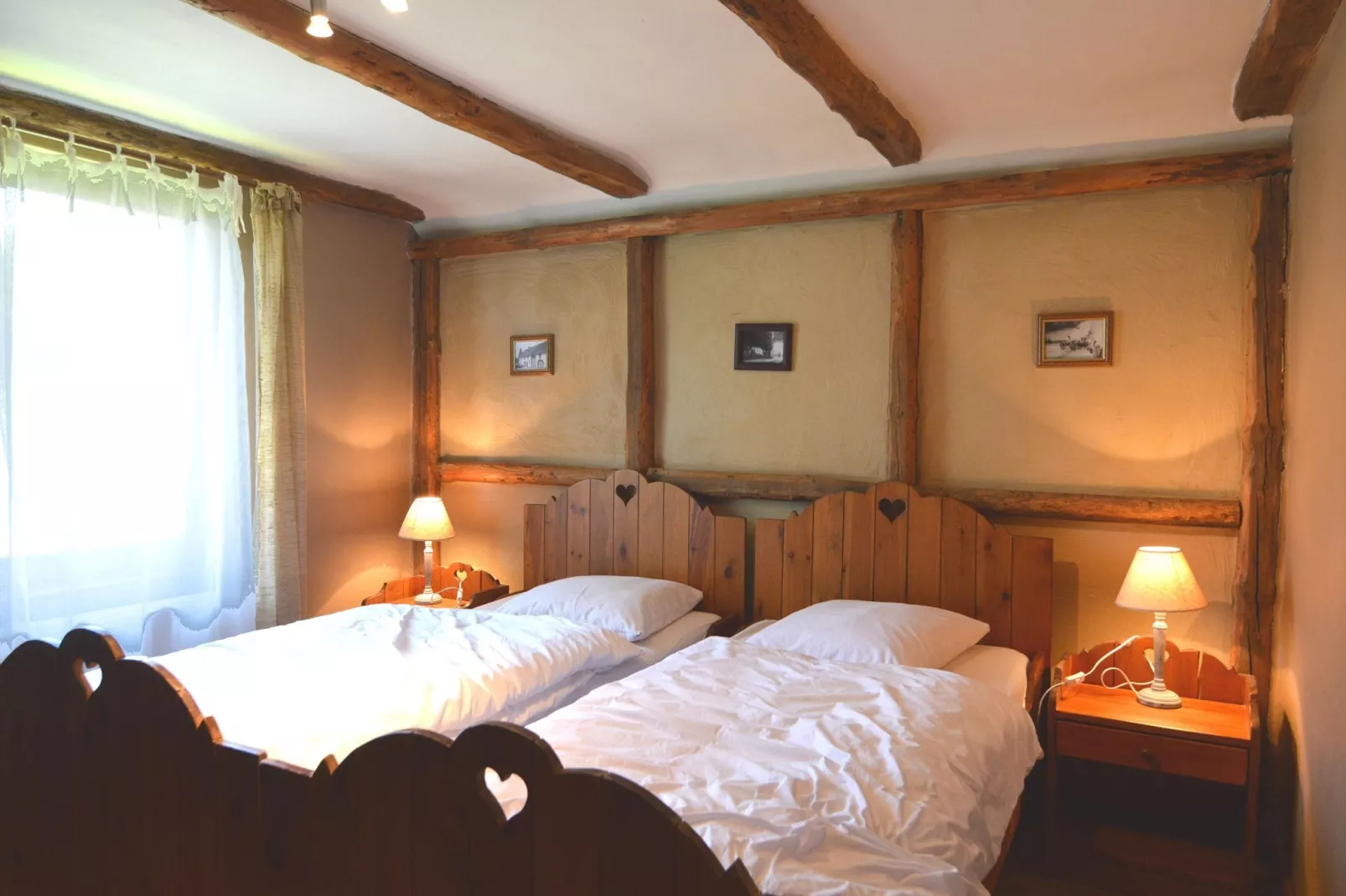 Les Vieilles Pierres-Chambre