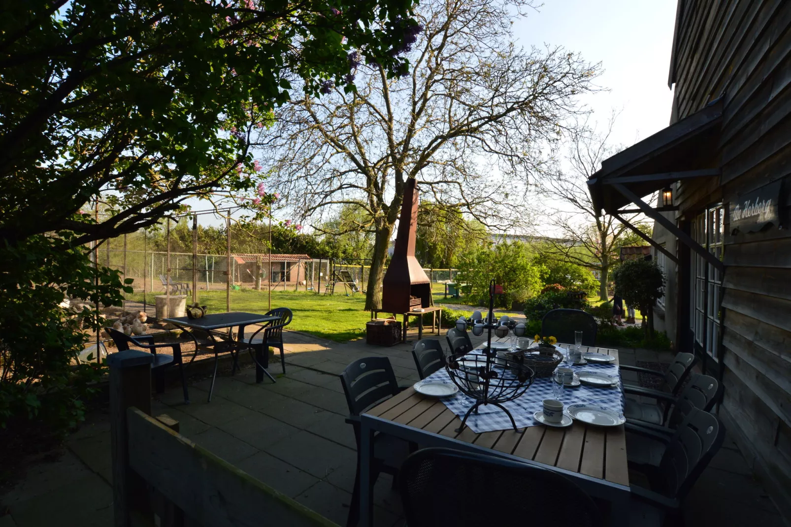 De Herberg-View summer