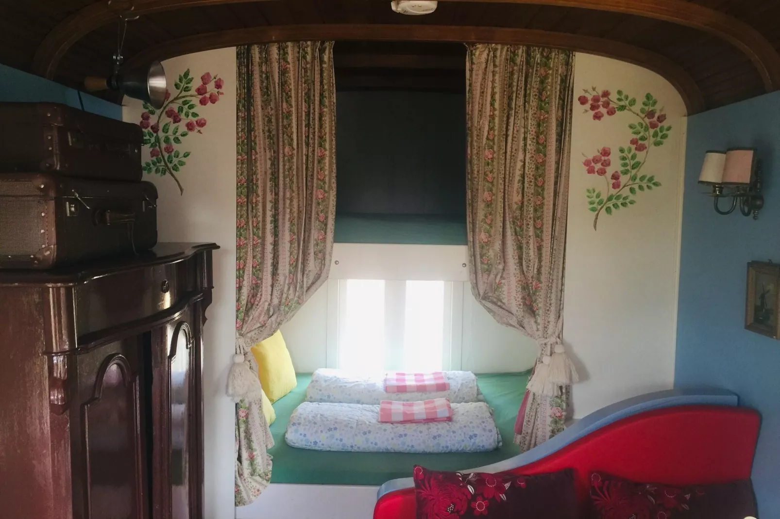 Pipowagen de Weideblick-Schlafzimmer