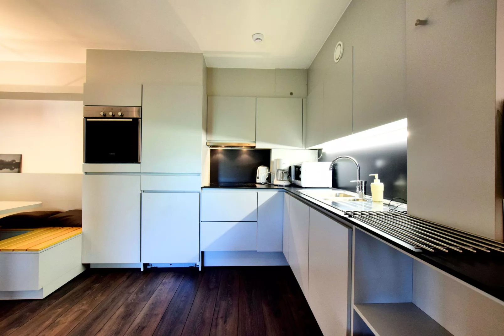 Koetshuis Loft-Kitchen